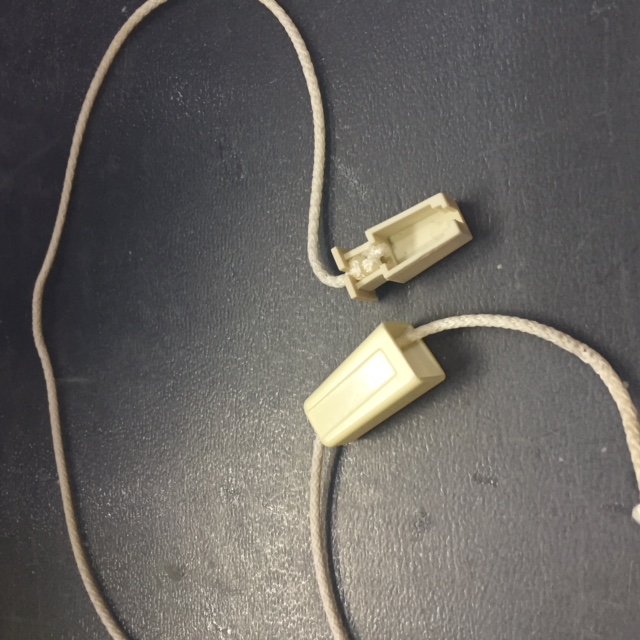 Window blind cord pulls set