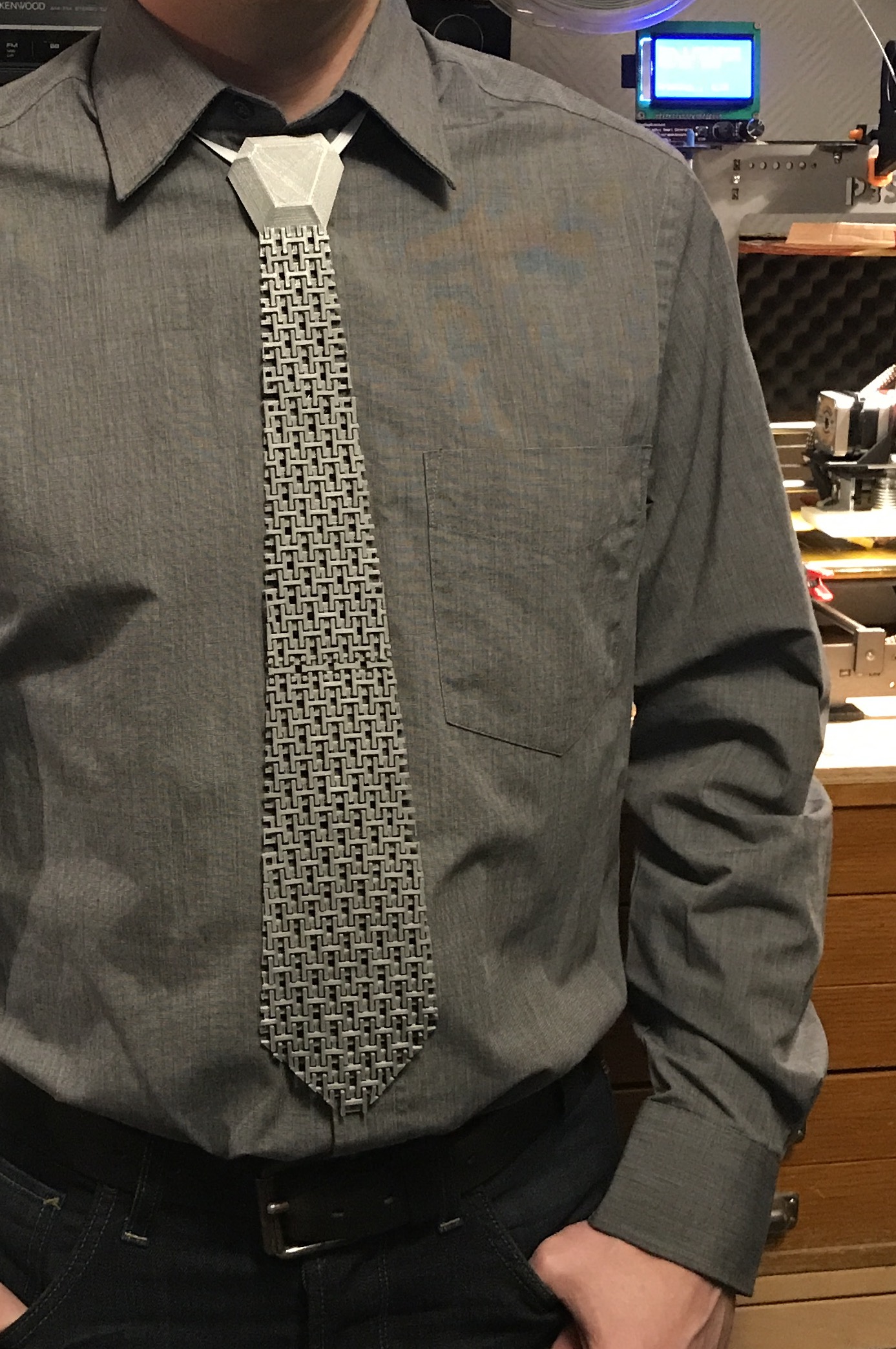 Chainmail neck tie