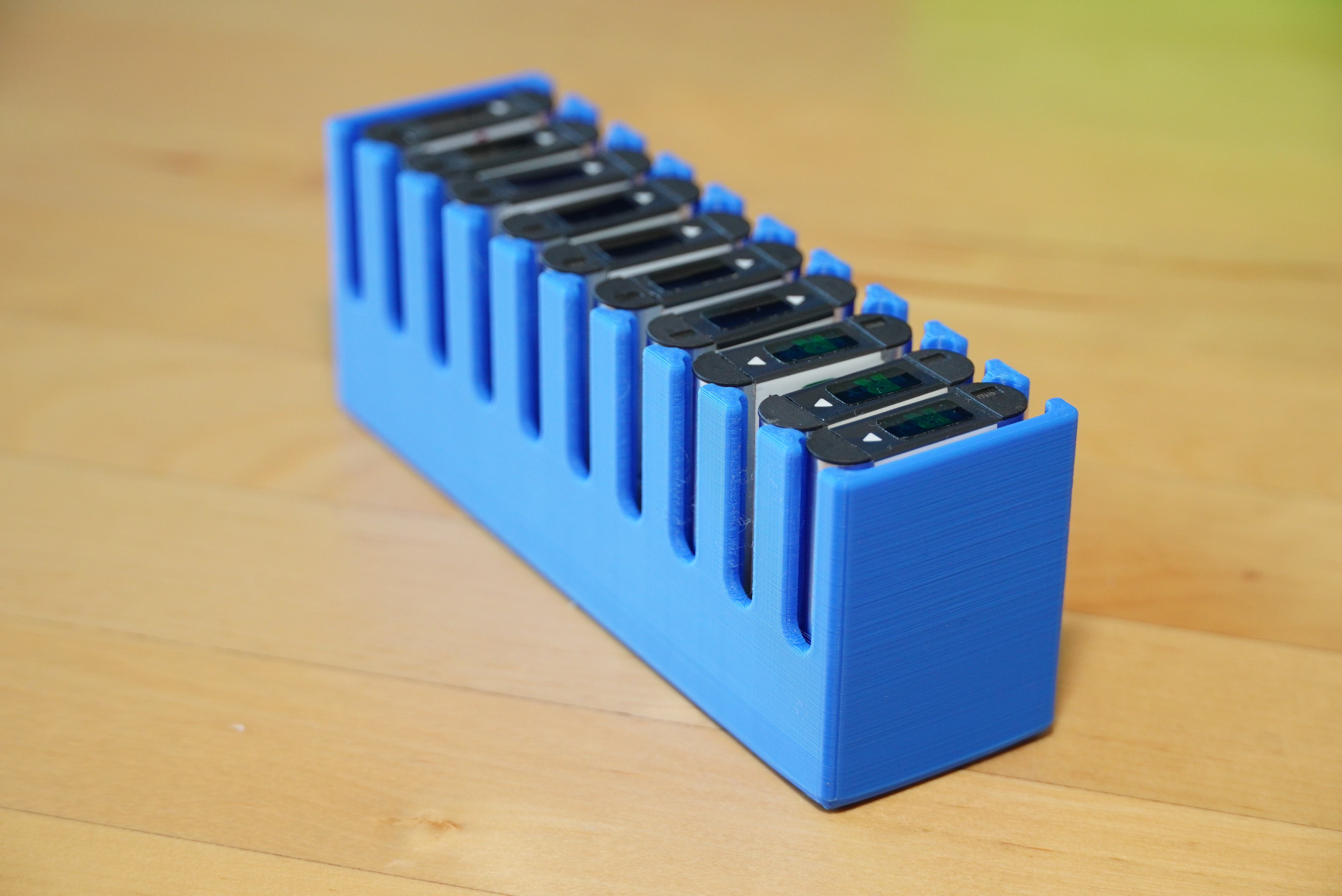 Gehäuse für 10 Akkus Sony NP-BX1 / Box for 10 Sony NP-BX1 batteries