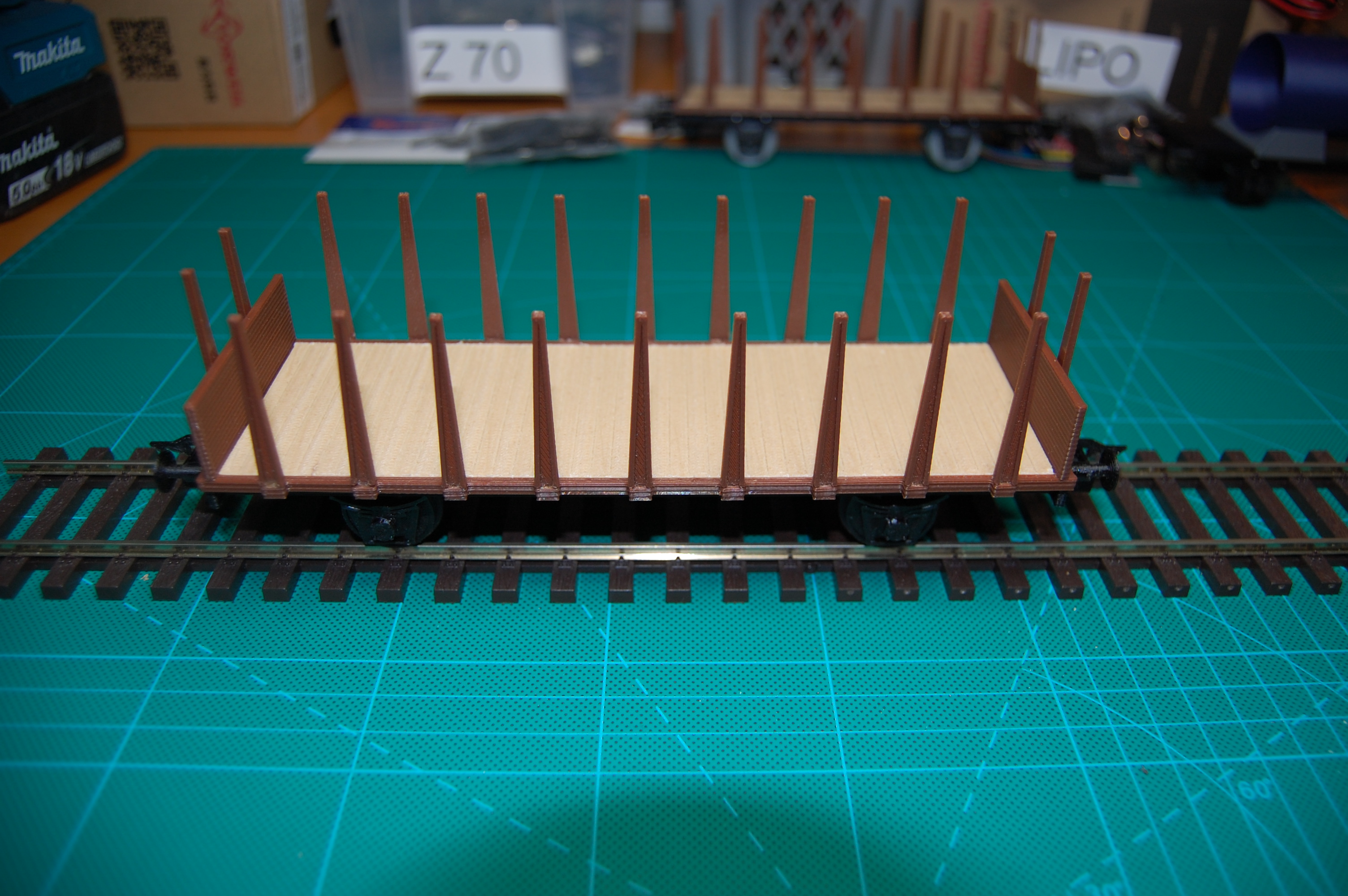 Basic 0-scale Project: Stake Wagon