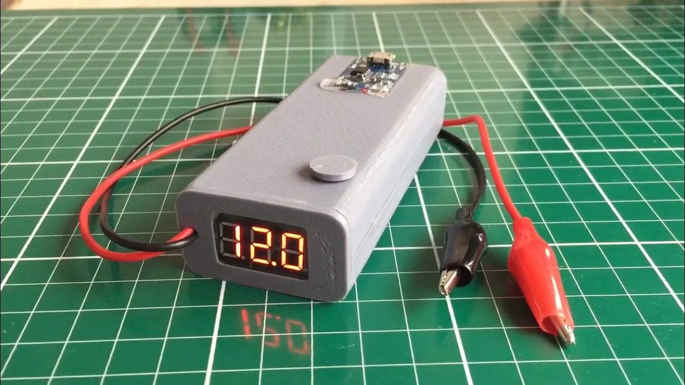 Portable DC Power Supply with Adjustable Voltage