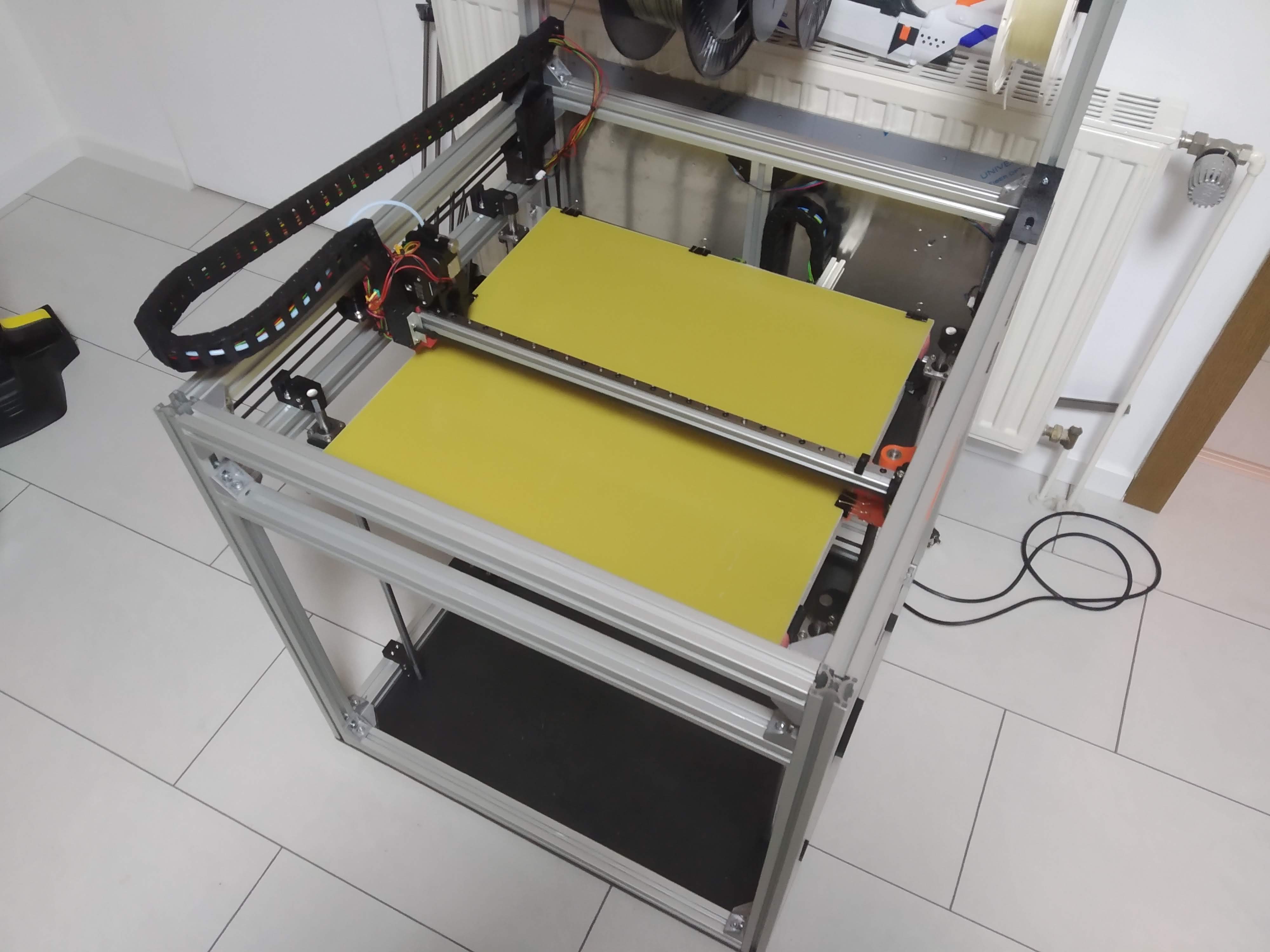 CoreBot - CoreXY 3D printer with linear rails
