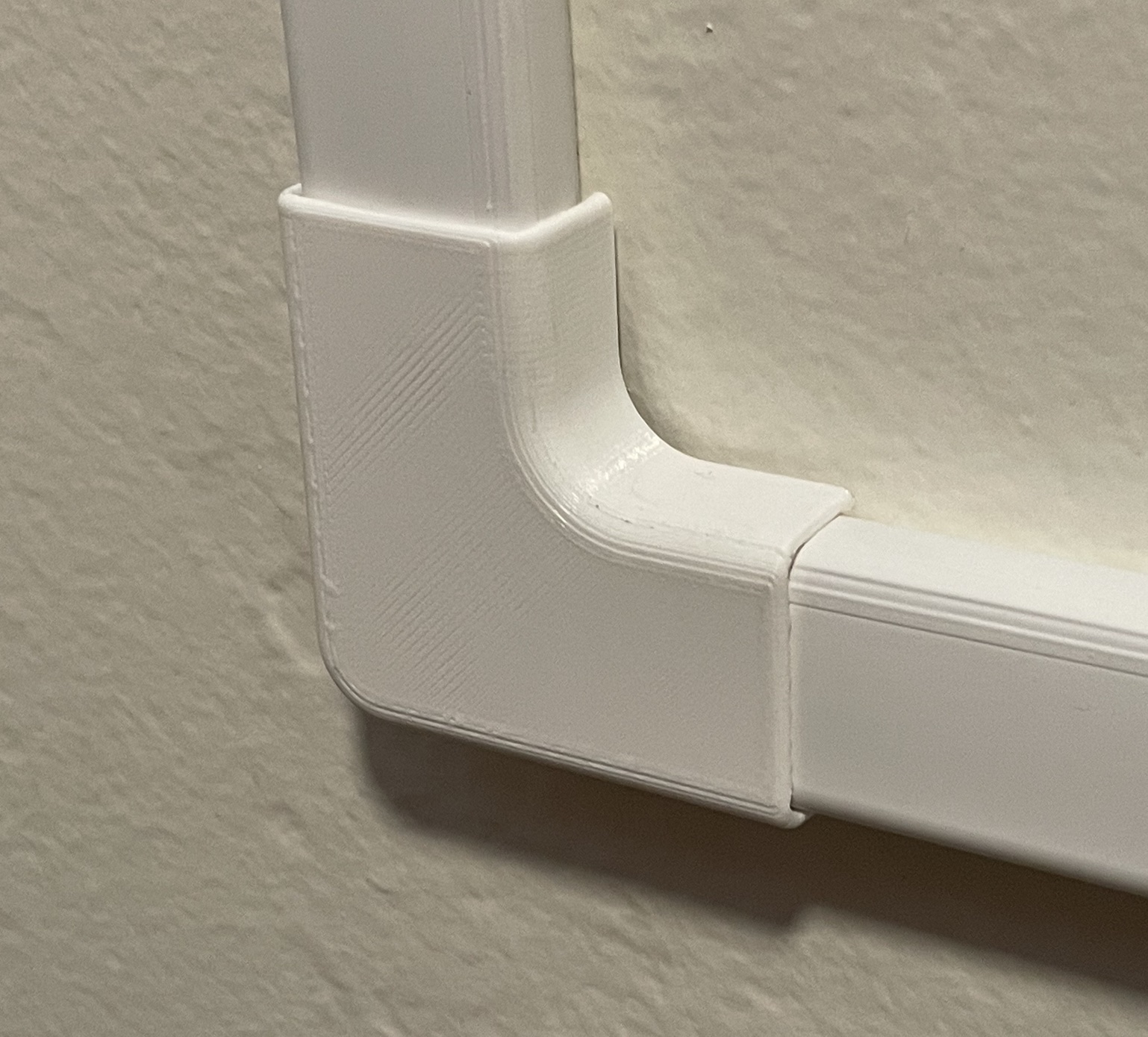 Flat Elbow Cover for Cordmate II Conduit (C56)