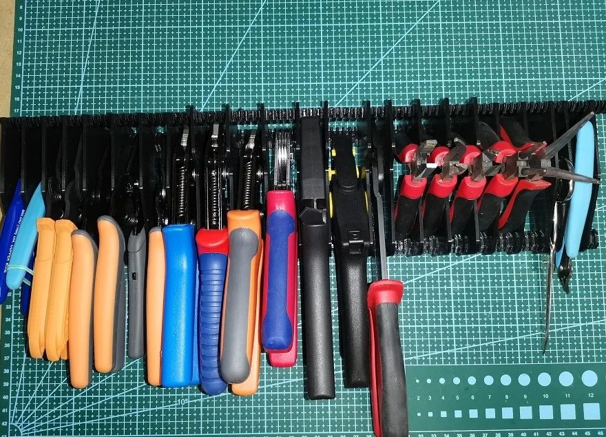 Pliers Organizer (Extendable, Modular, f3d)
