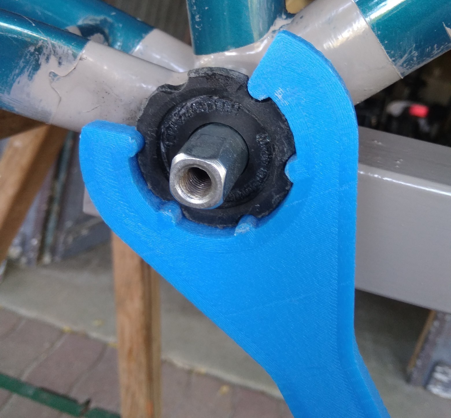 Bike bottom bracket tool