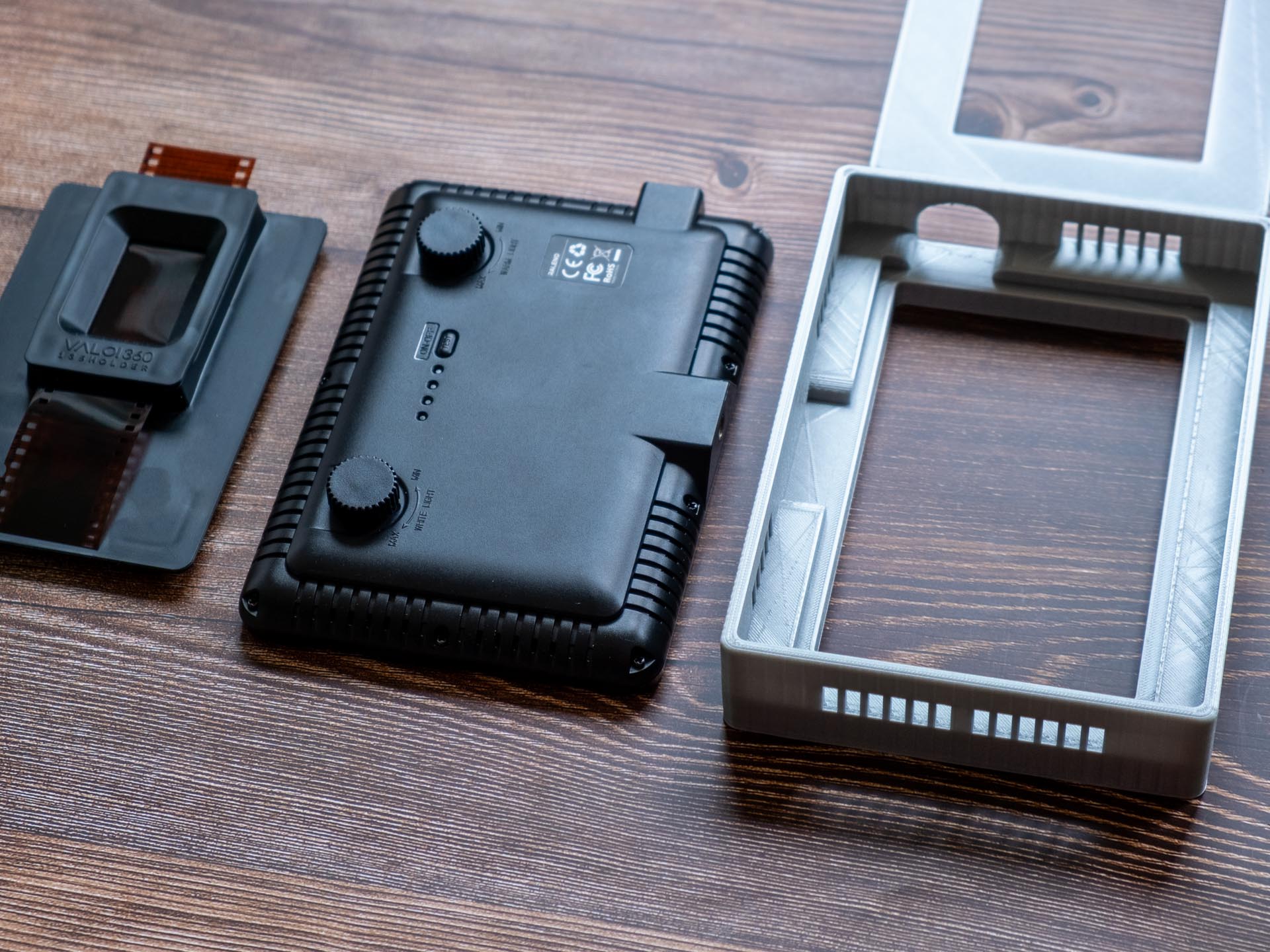 Raleno LED lightbox adapter for film negative scanning via dslr / mirrorless camera (with Valoi holder)