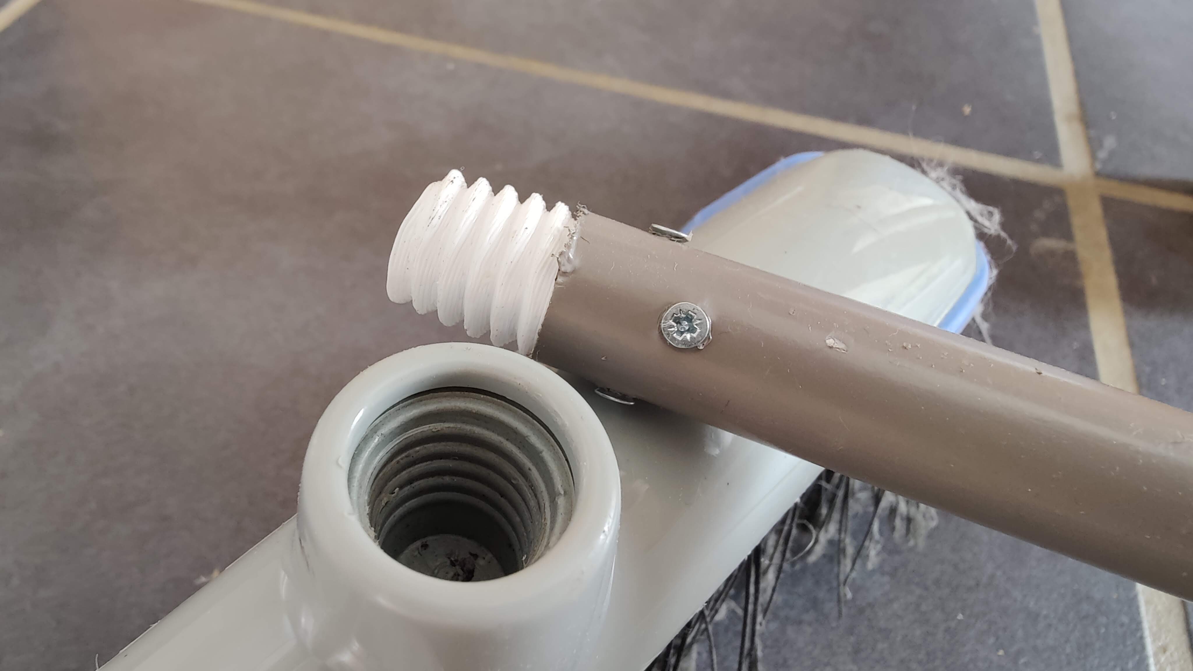 Broom Fix Adapter