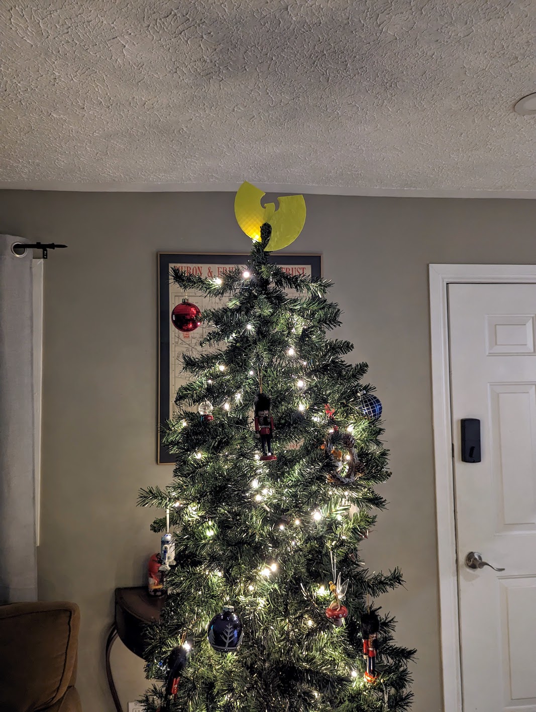 Wu-Tang Clan Christmas tree topper