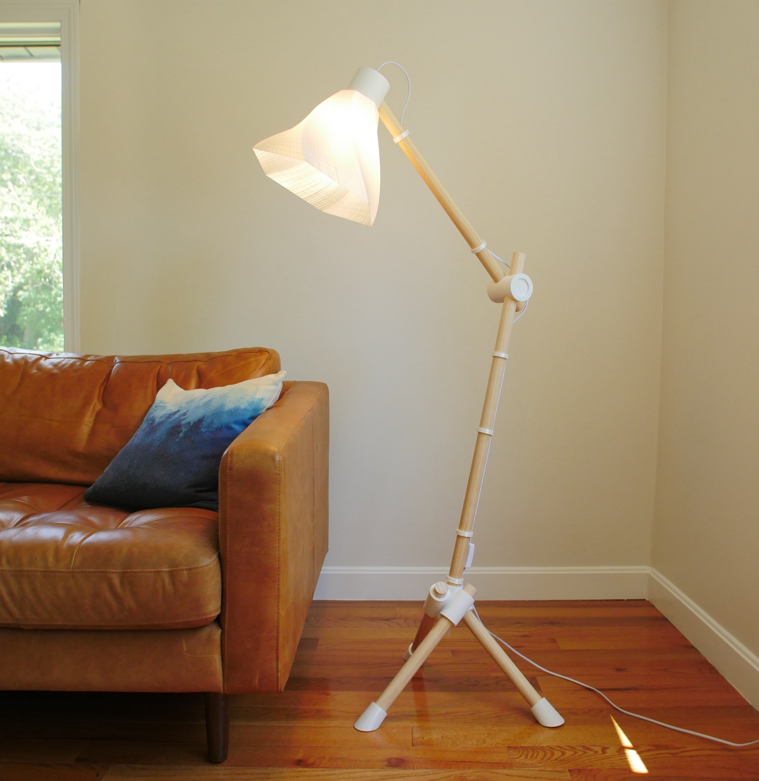 Dowel Floor Lamp