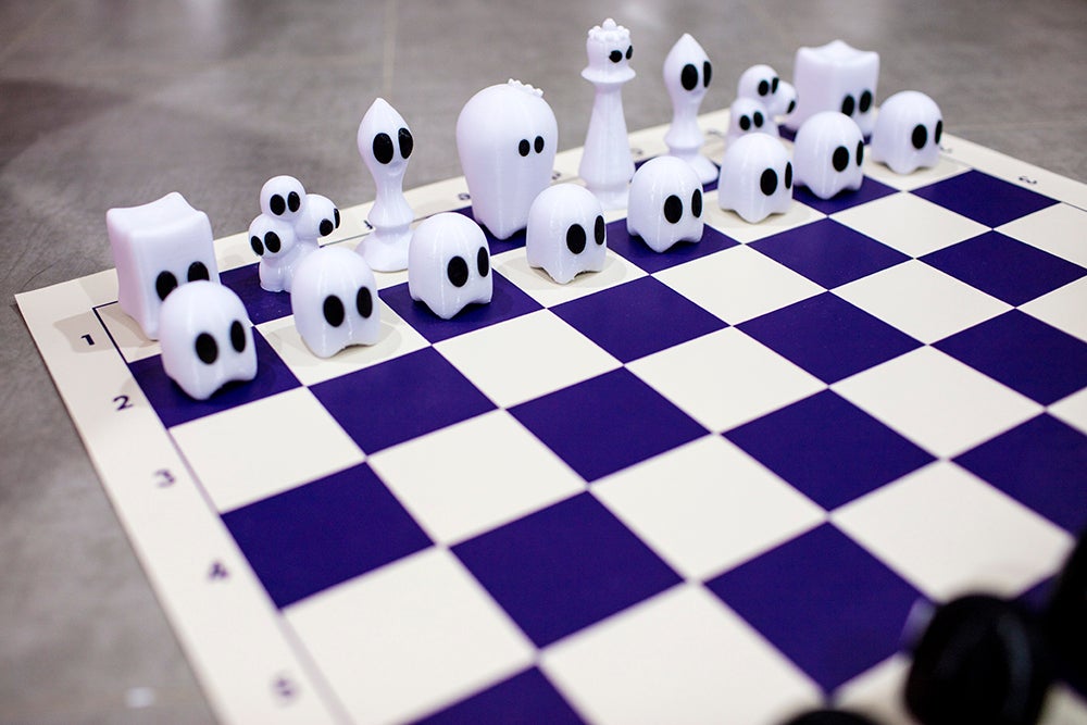 Cute Ghost Chess Set