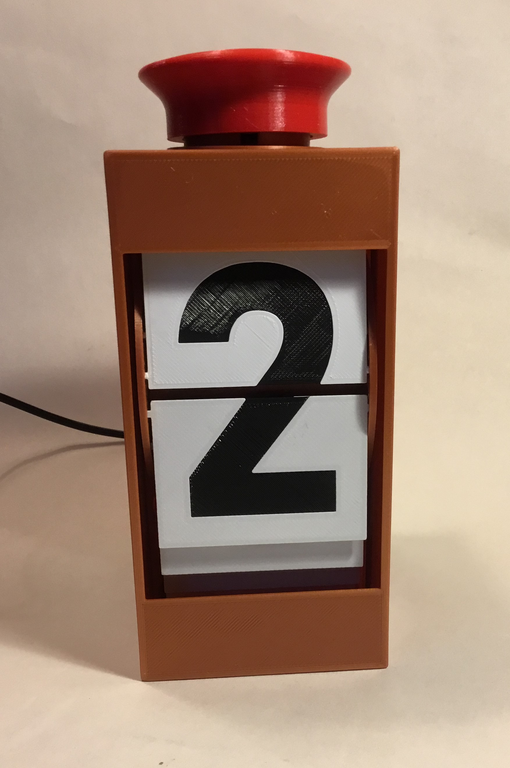 Split flap display with housing