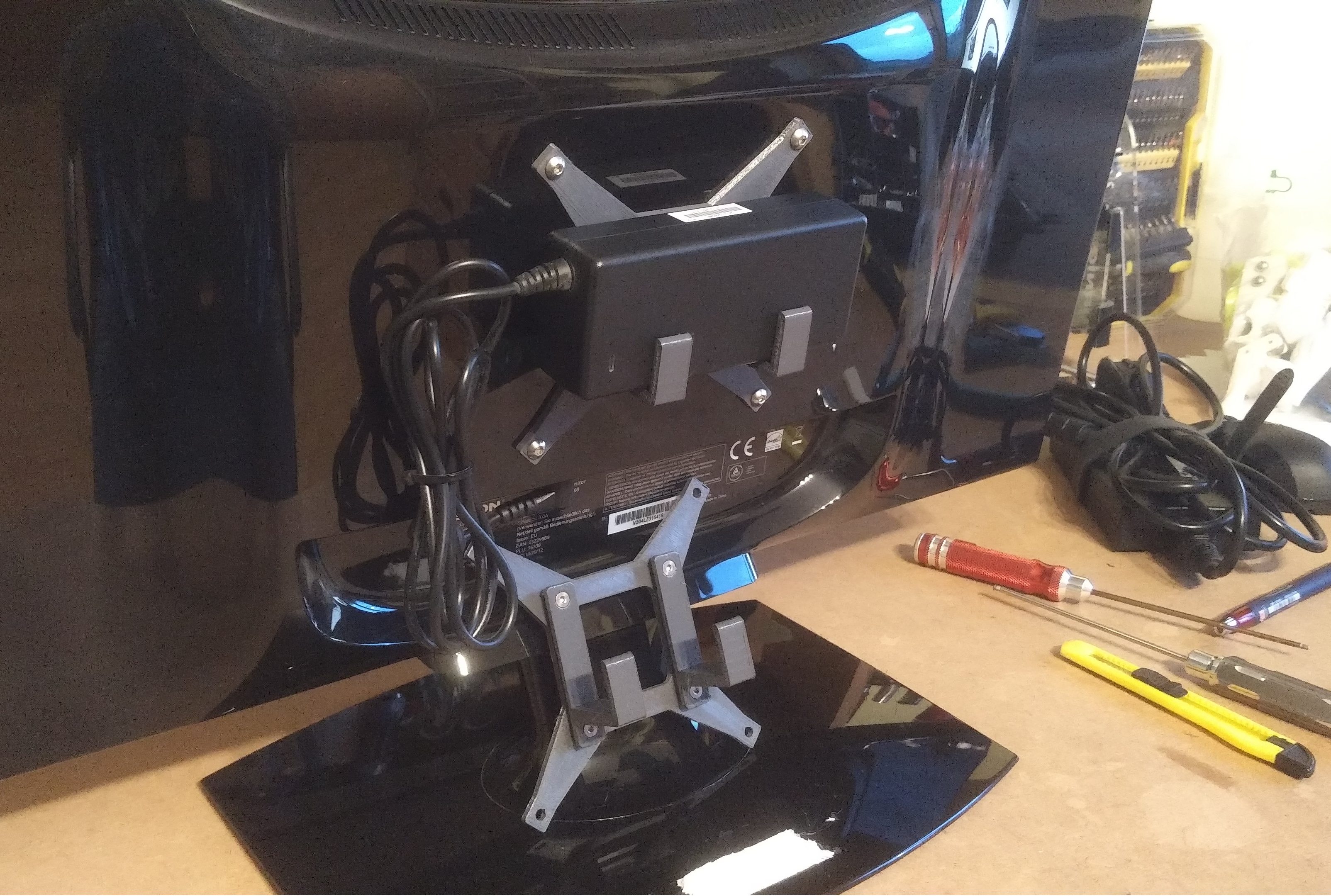 VESA Mount Powersupply Bracket