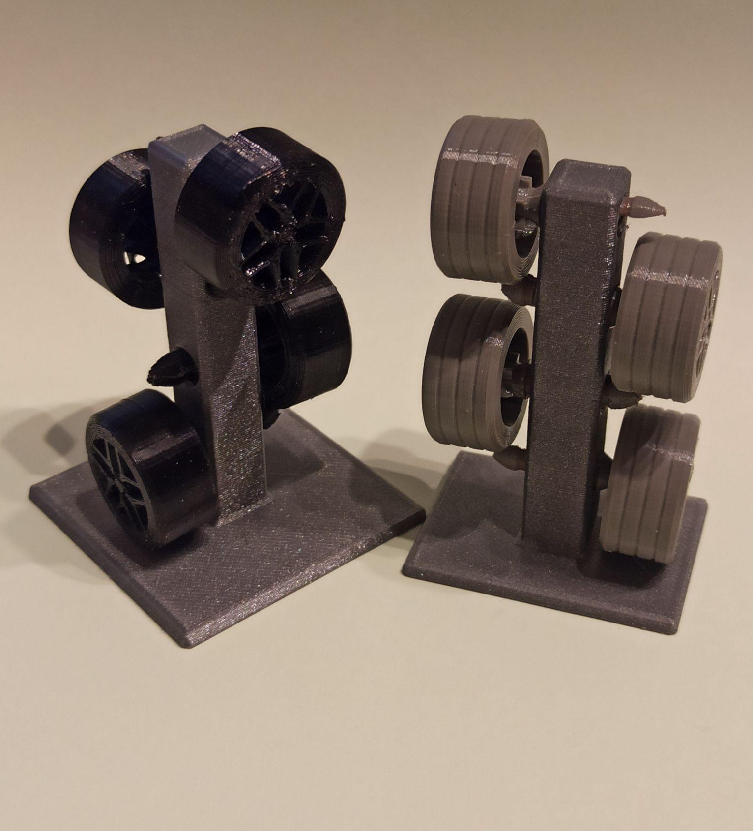 Tire stand for Ferrari F12 Duplo Toy
