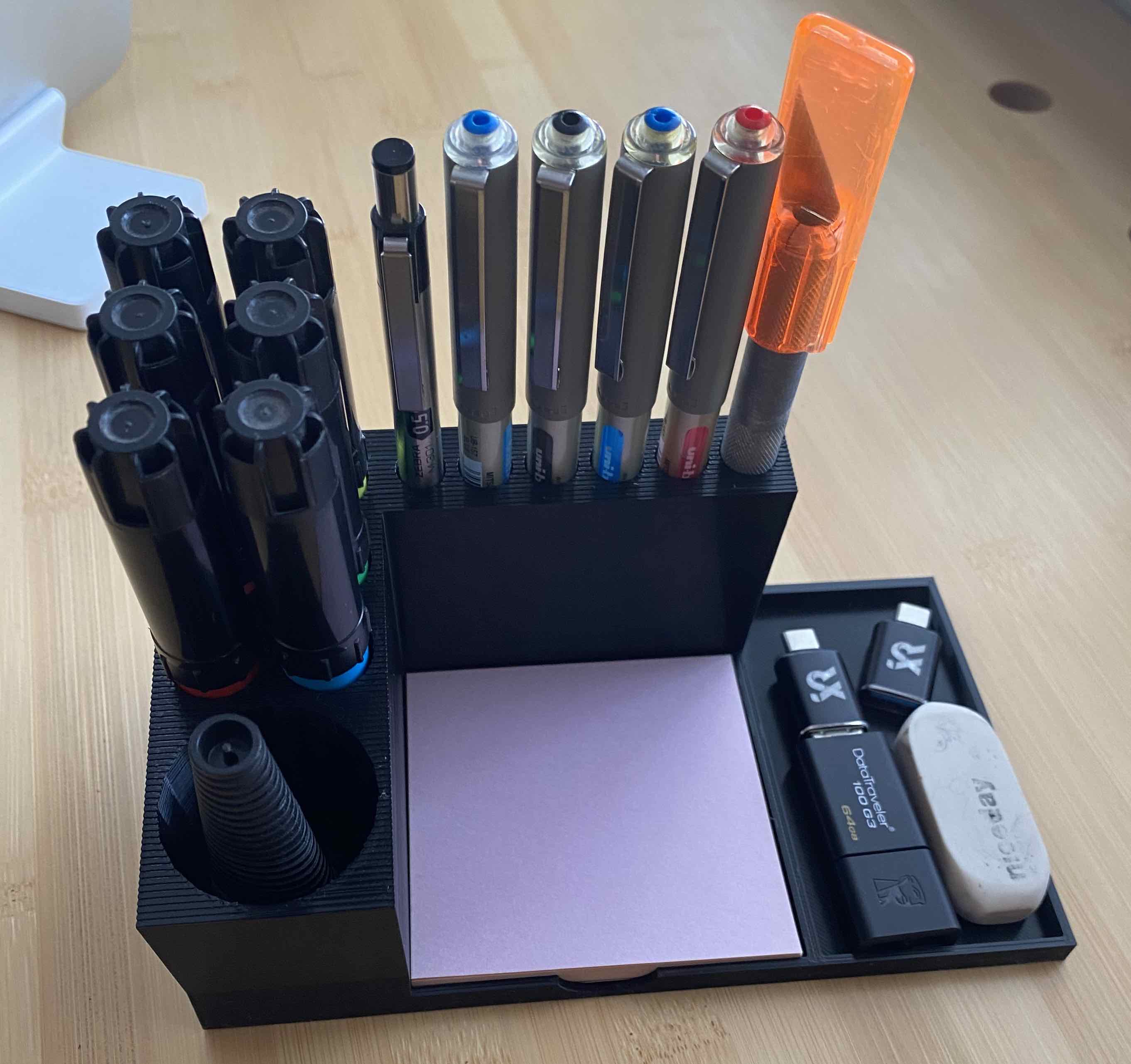 Marker and Pen Desk Organizer