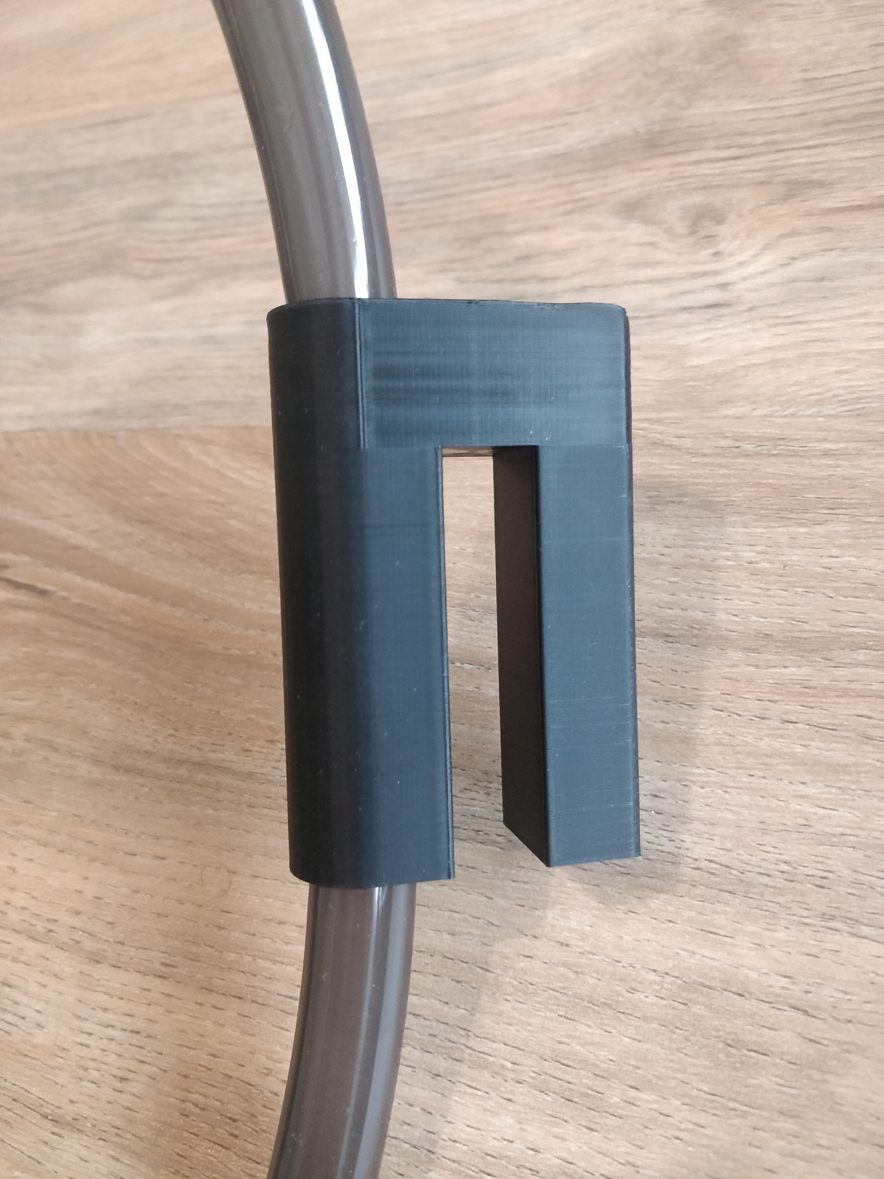 Aquarium tube hose holder for waterchanges (16mm)