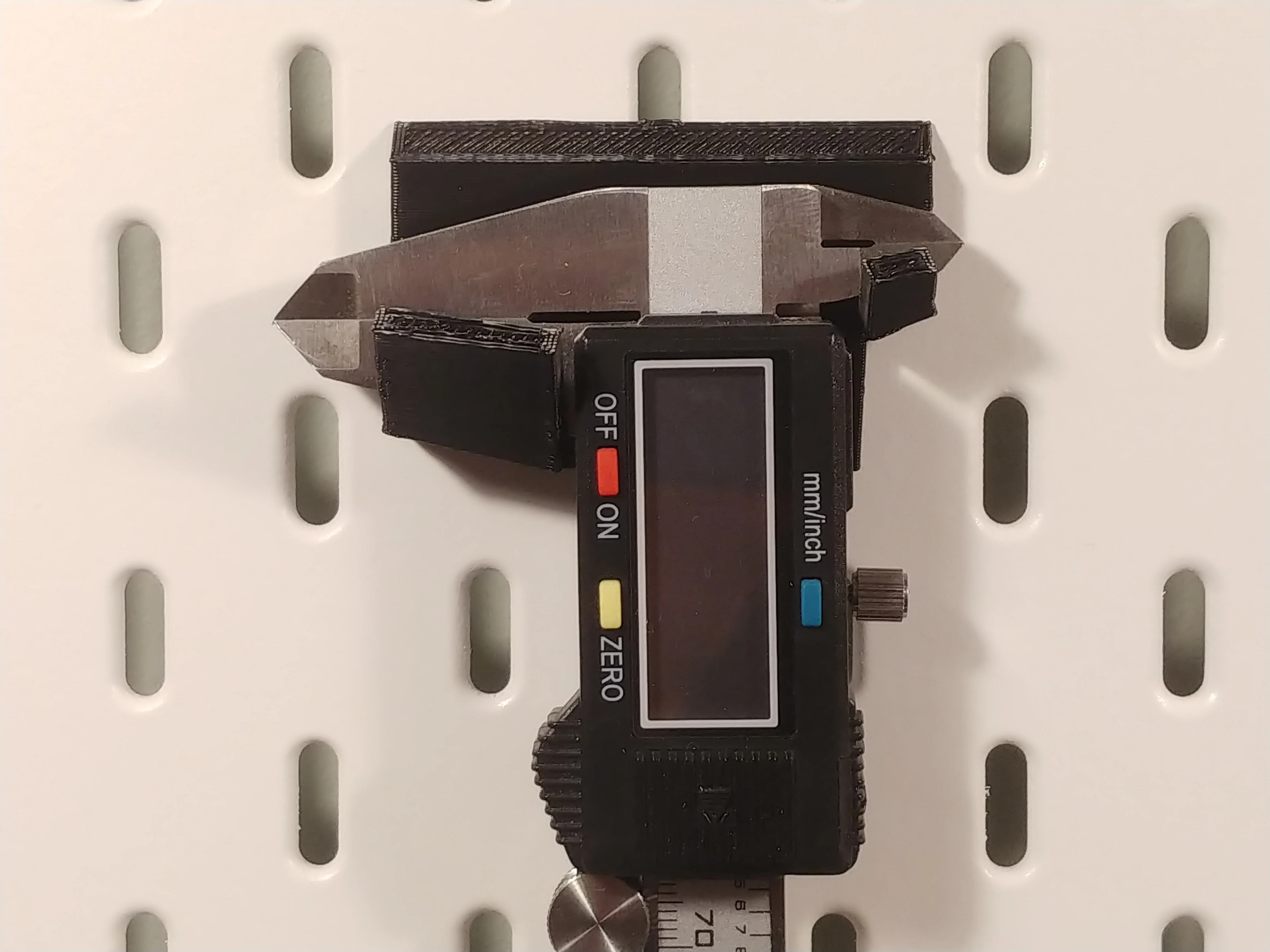 Caliper Holder for Ikea Skådis