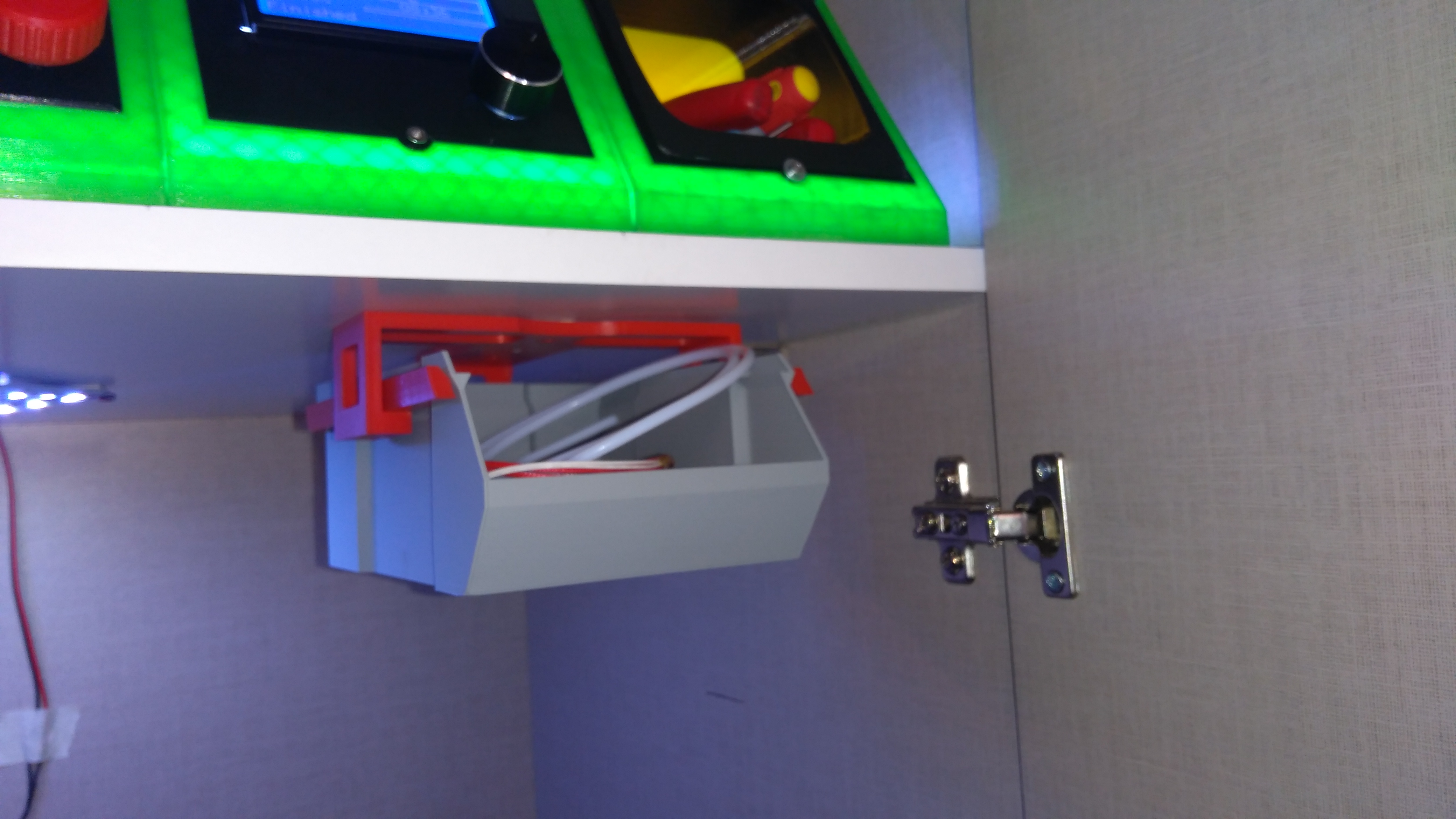 Another Stackable Box - with ceiling fixing with Light