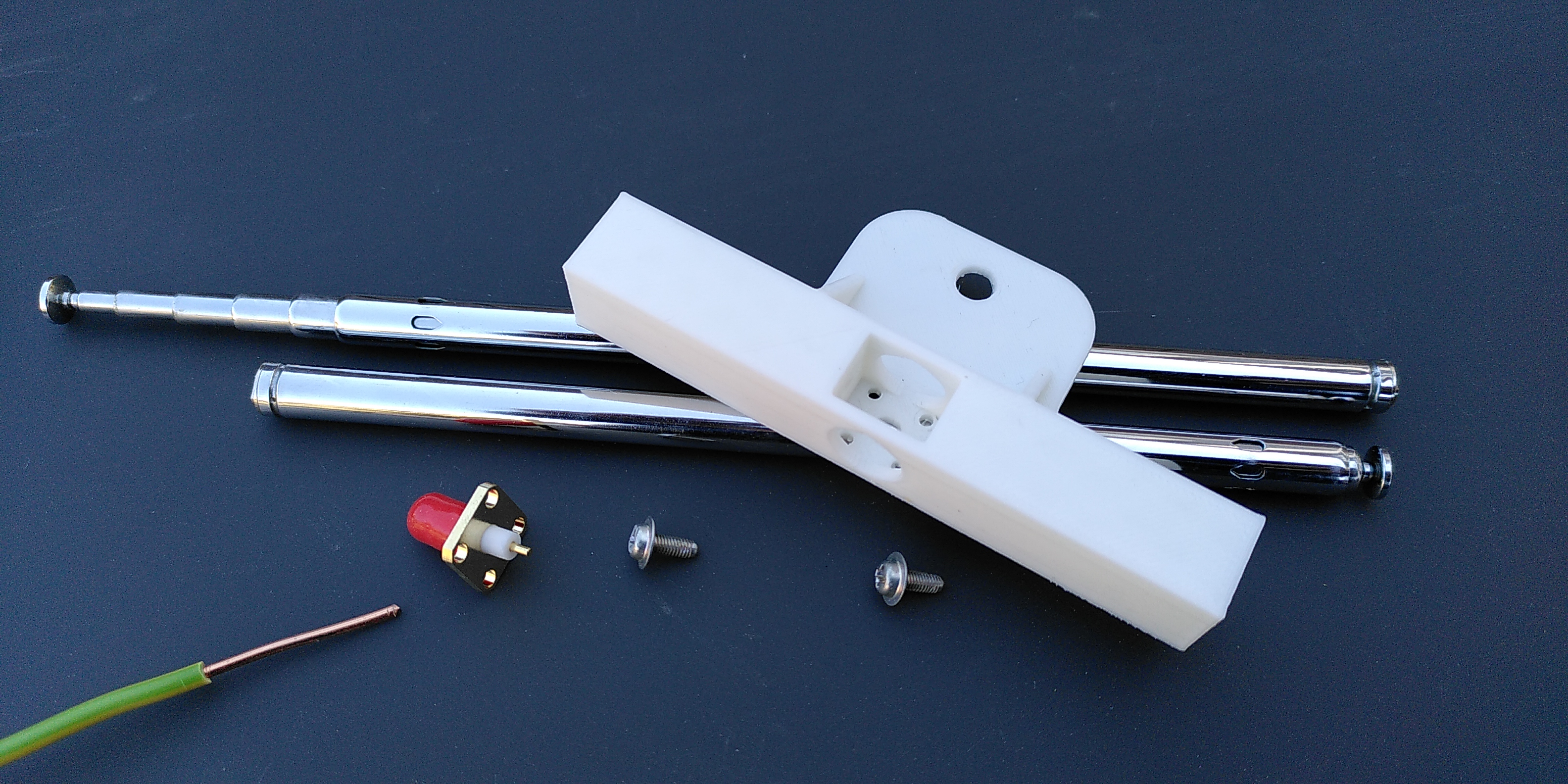Dipole Antenna Mount - [75-500] MHz