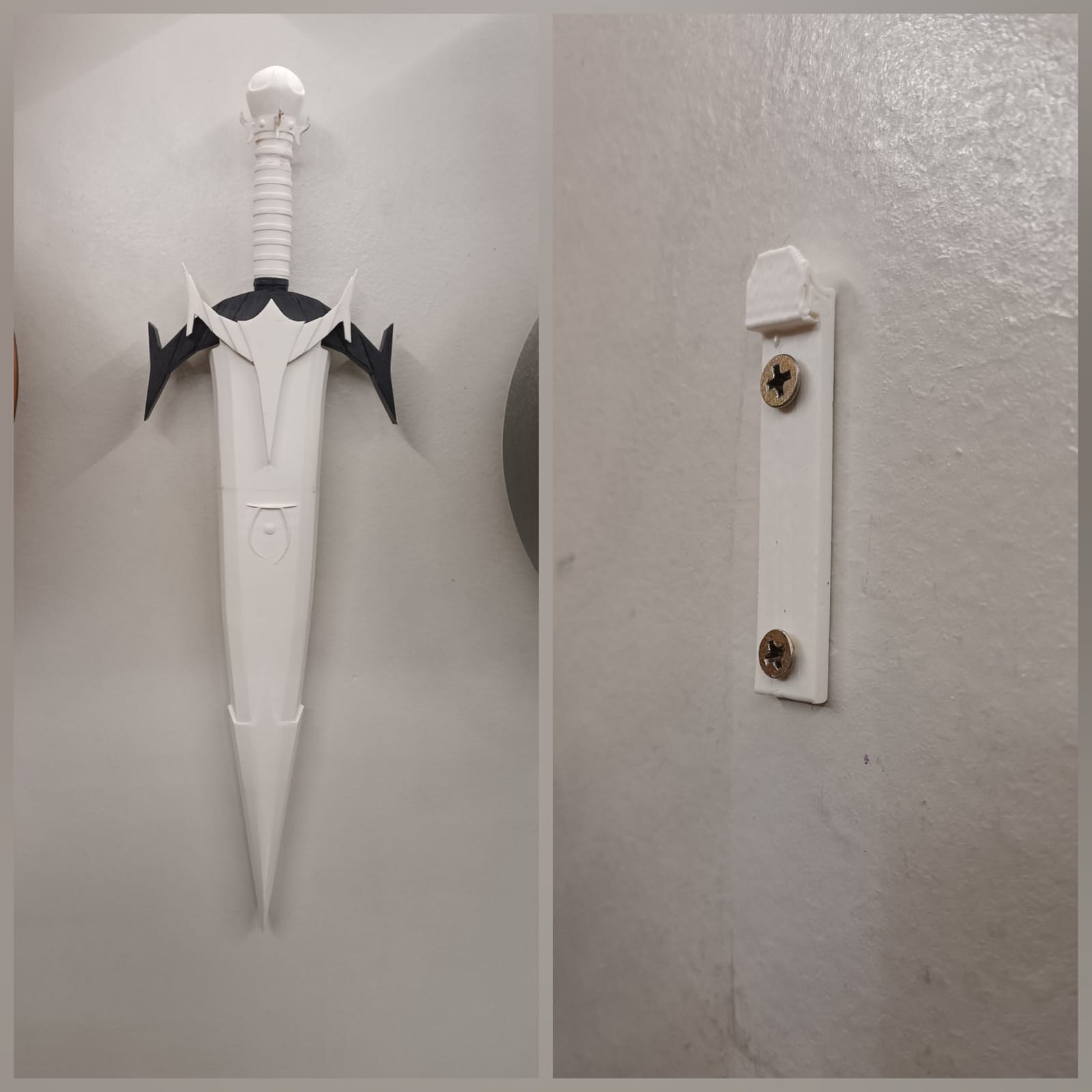 Mehrunes' Razor Wall Hanger