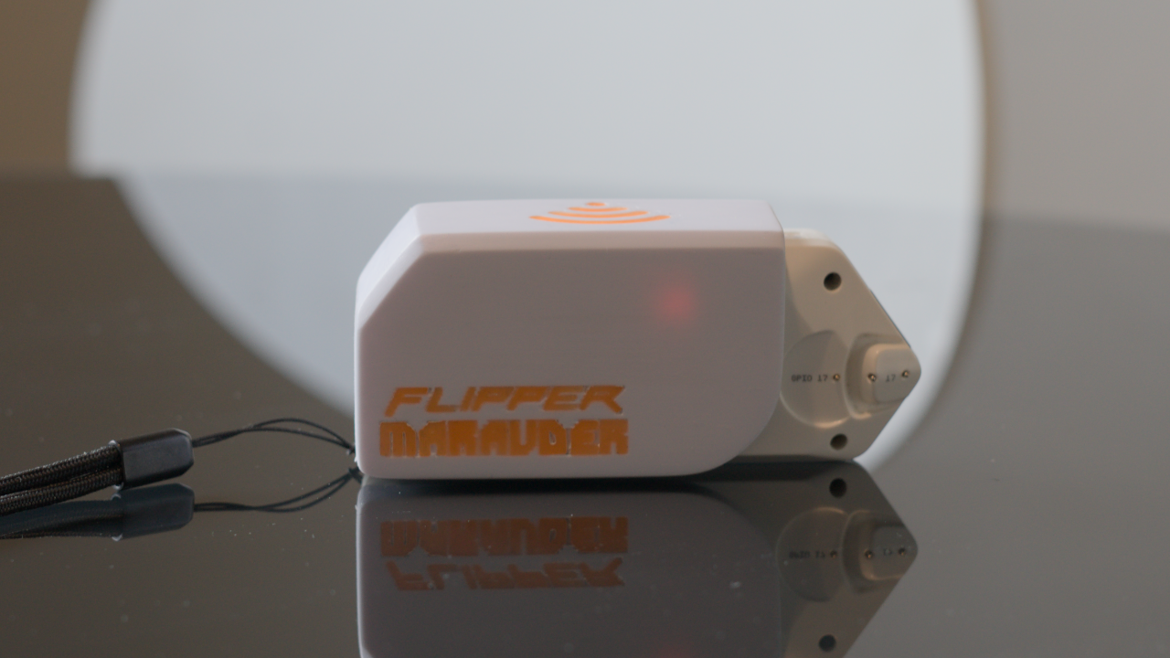 Flipper Zero WiFiMarauder Backpack (esp32)
