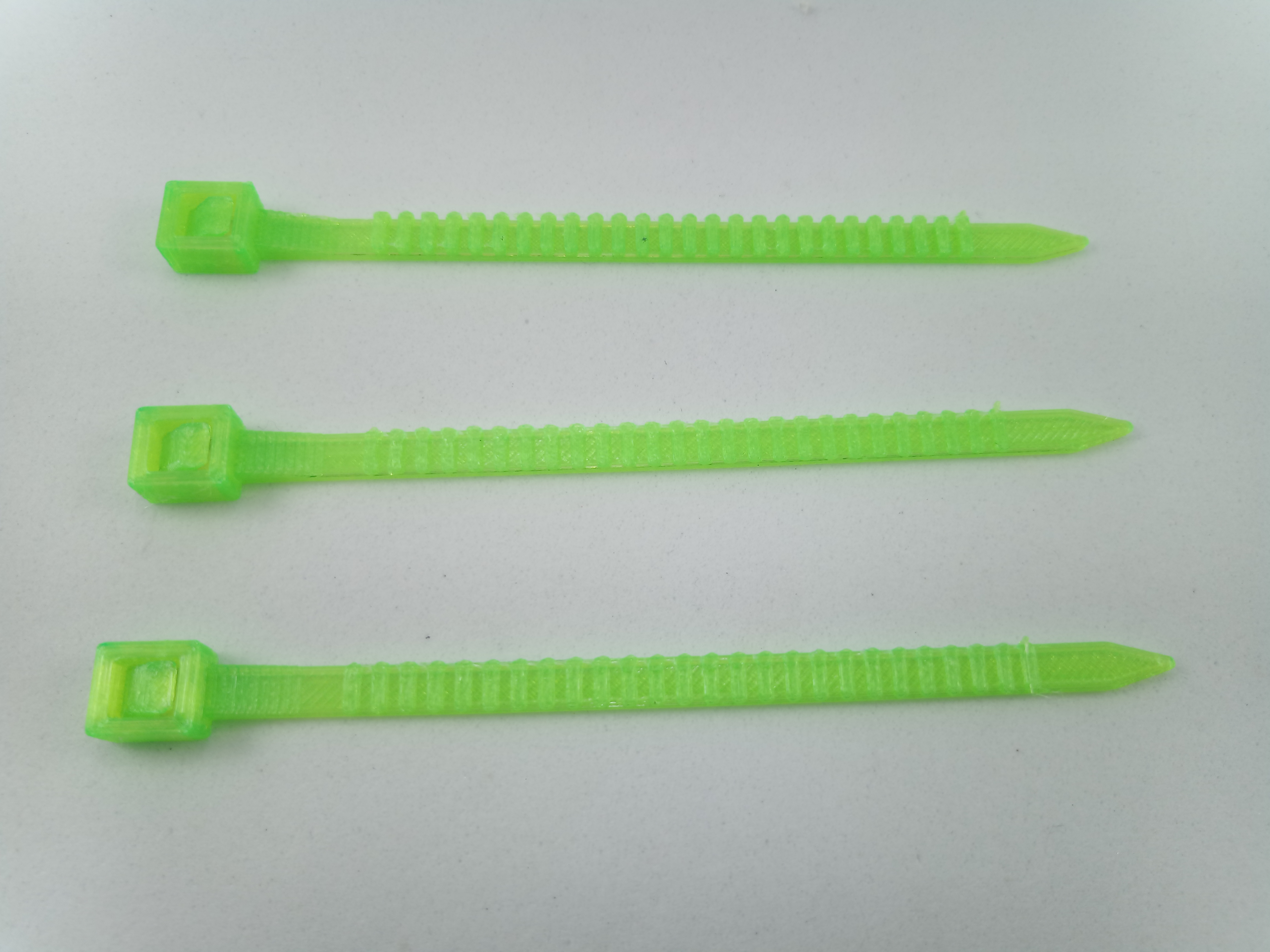 Zip Tie / Cable Tie - 2 Lenghts 3 Strenghts TPU