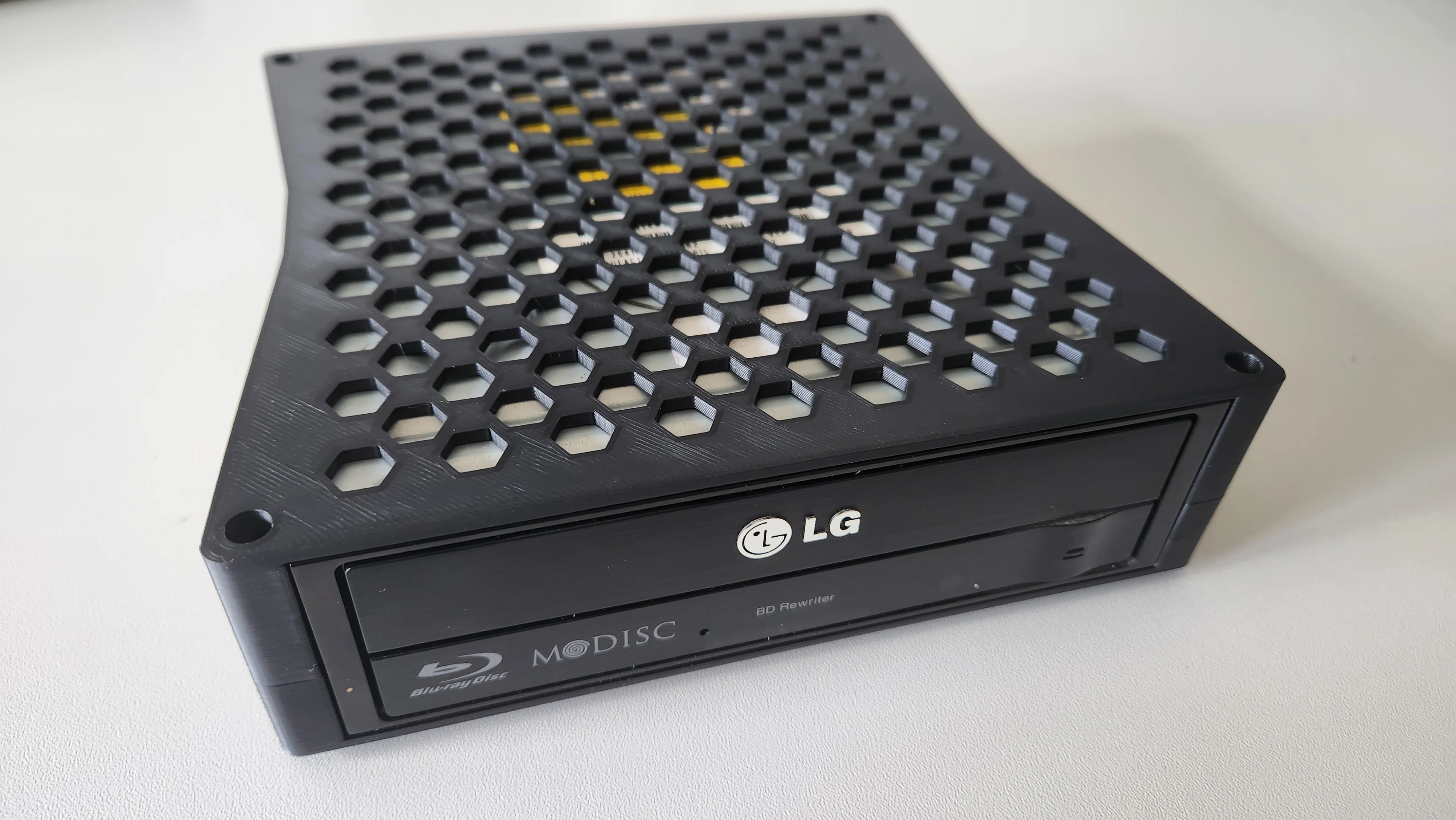 Desktop CD / DVD / BluRay Drive Cabinet