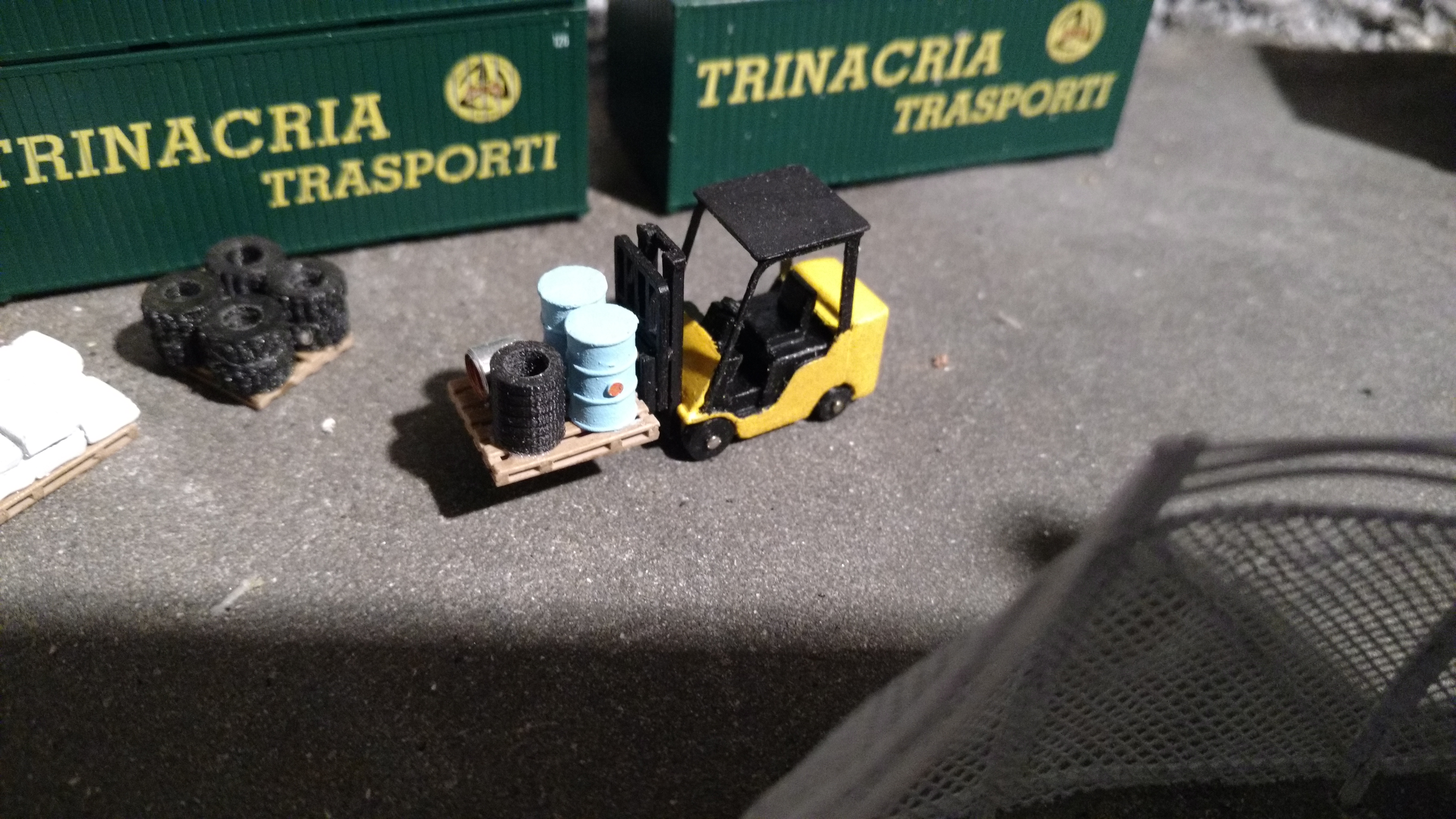 forklift H0 scale