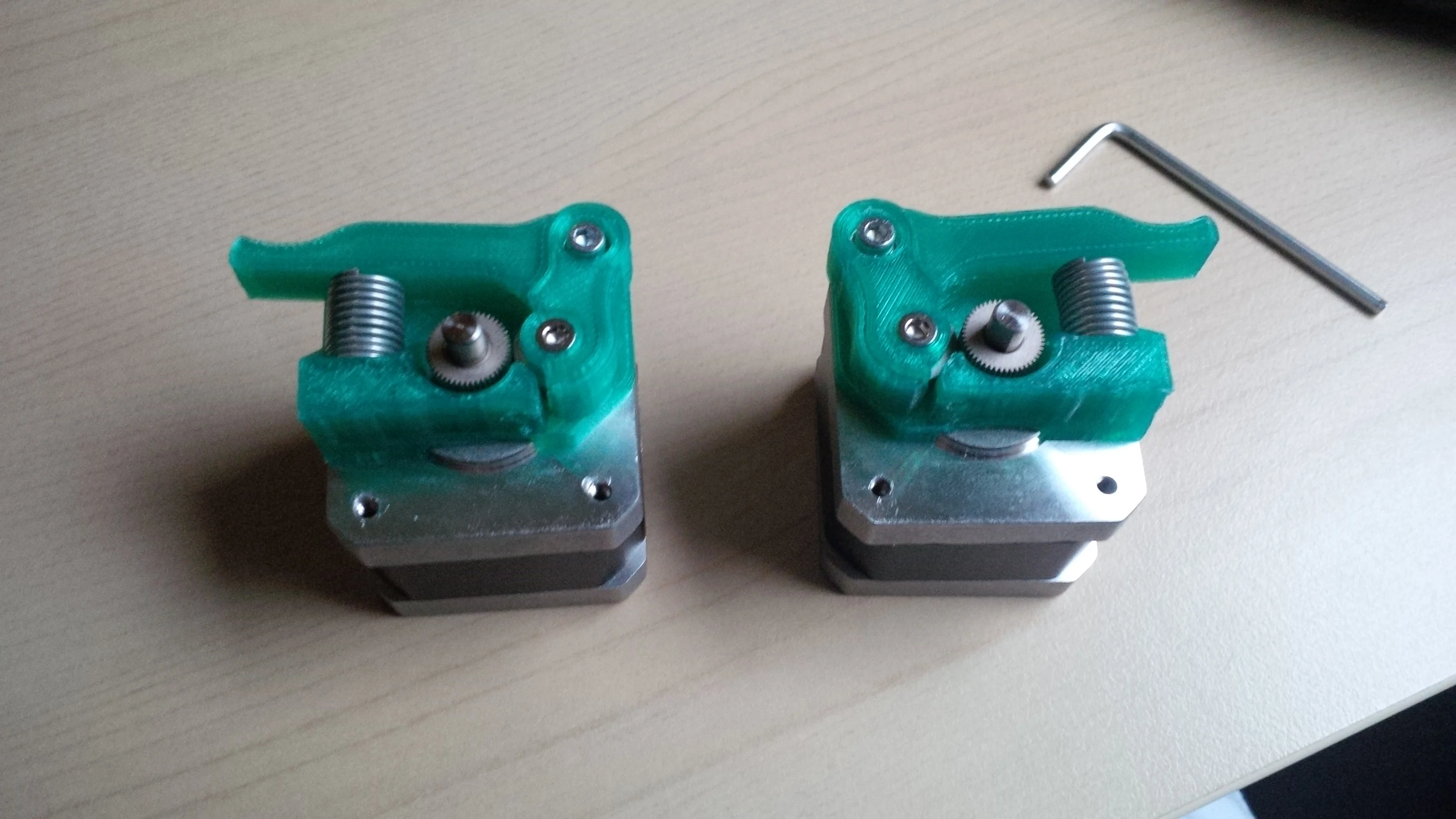Spring-Loaded Extruder CTC Replicator Dual fit