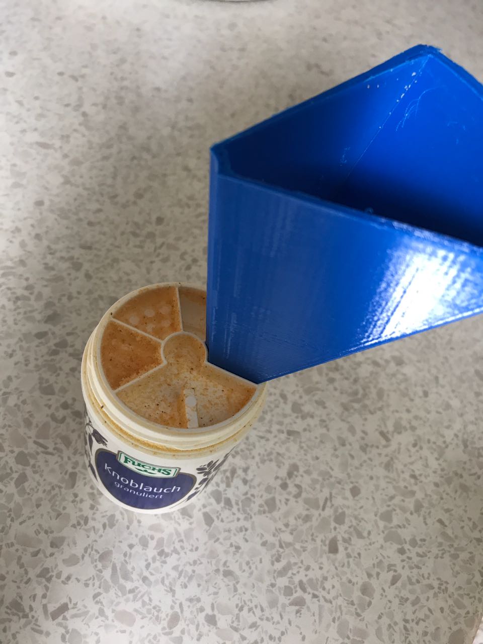 Nachfülltrichter Gewürz-Dose
