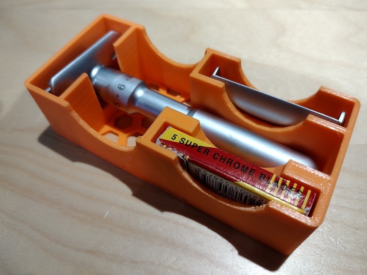 Qshave DE Razor Travel Case (Merkur Futur clone)