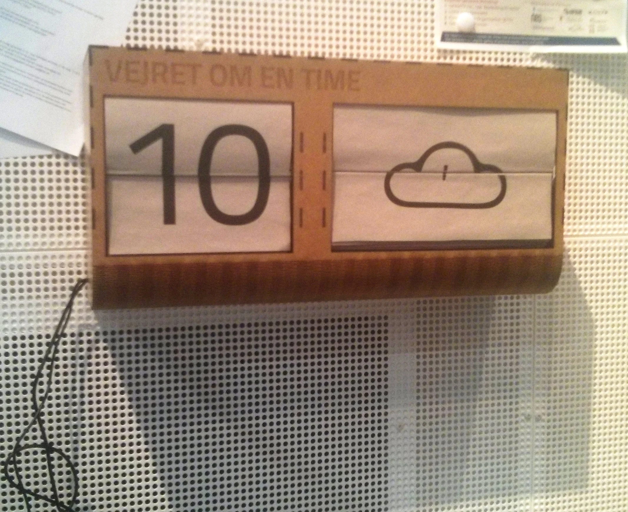 Split Flap Display - Weather in one Hour