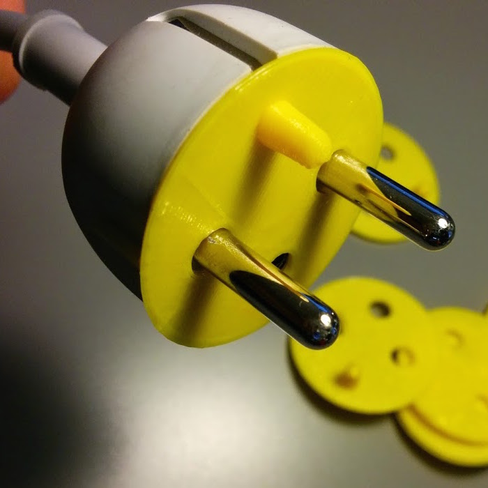 Détrompeur pour prise sécurisée ou ondulée / Tamperproof insert for socket