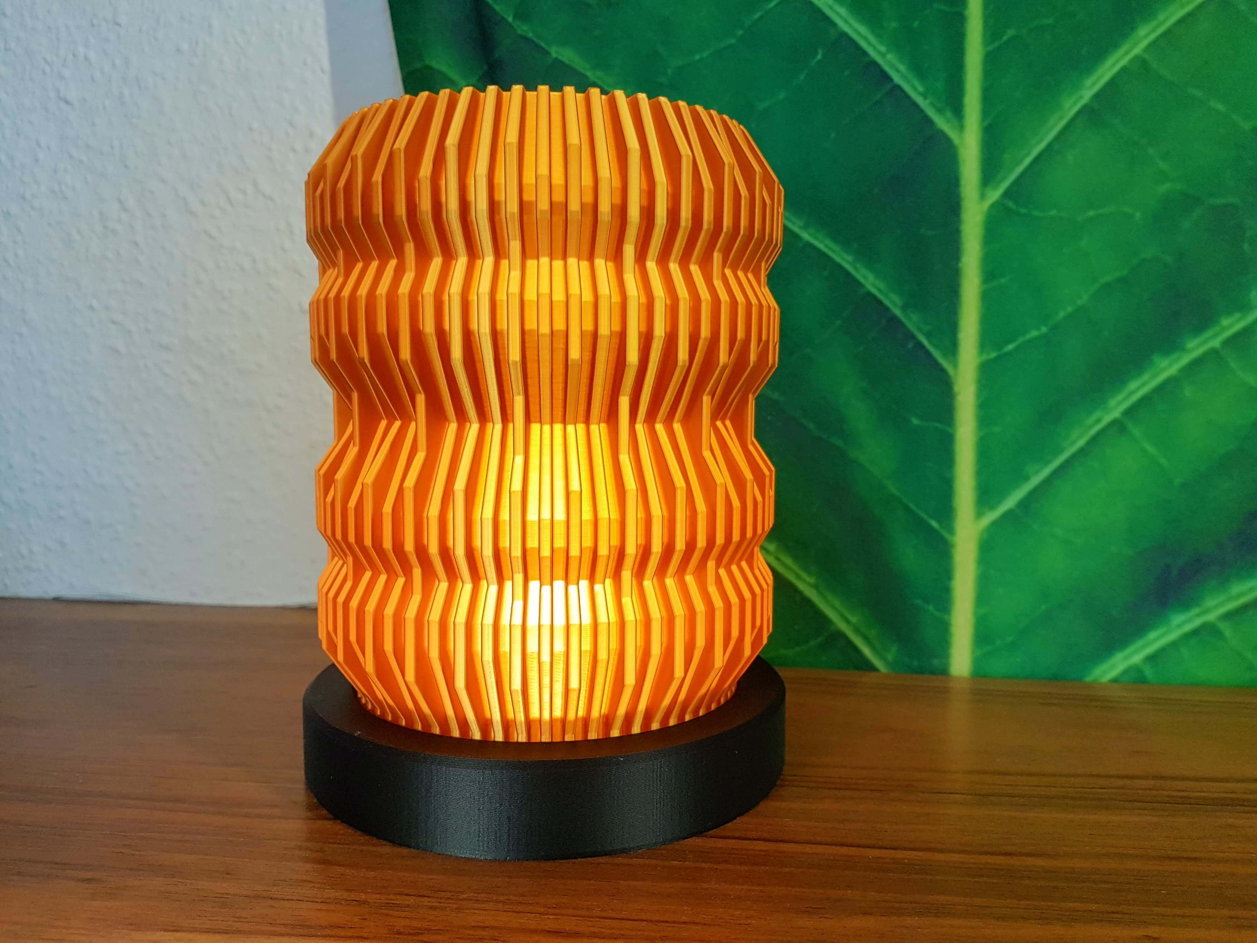 Gelblicht Lamp #1 | Vase Mode | Extrutim