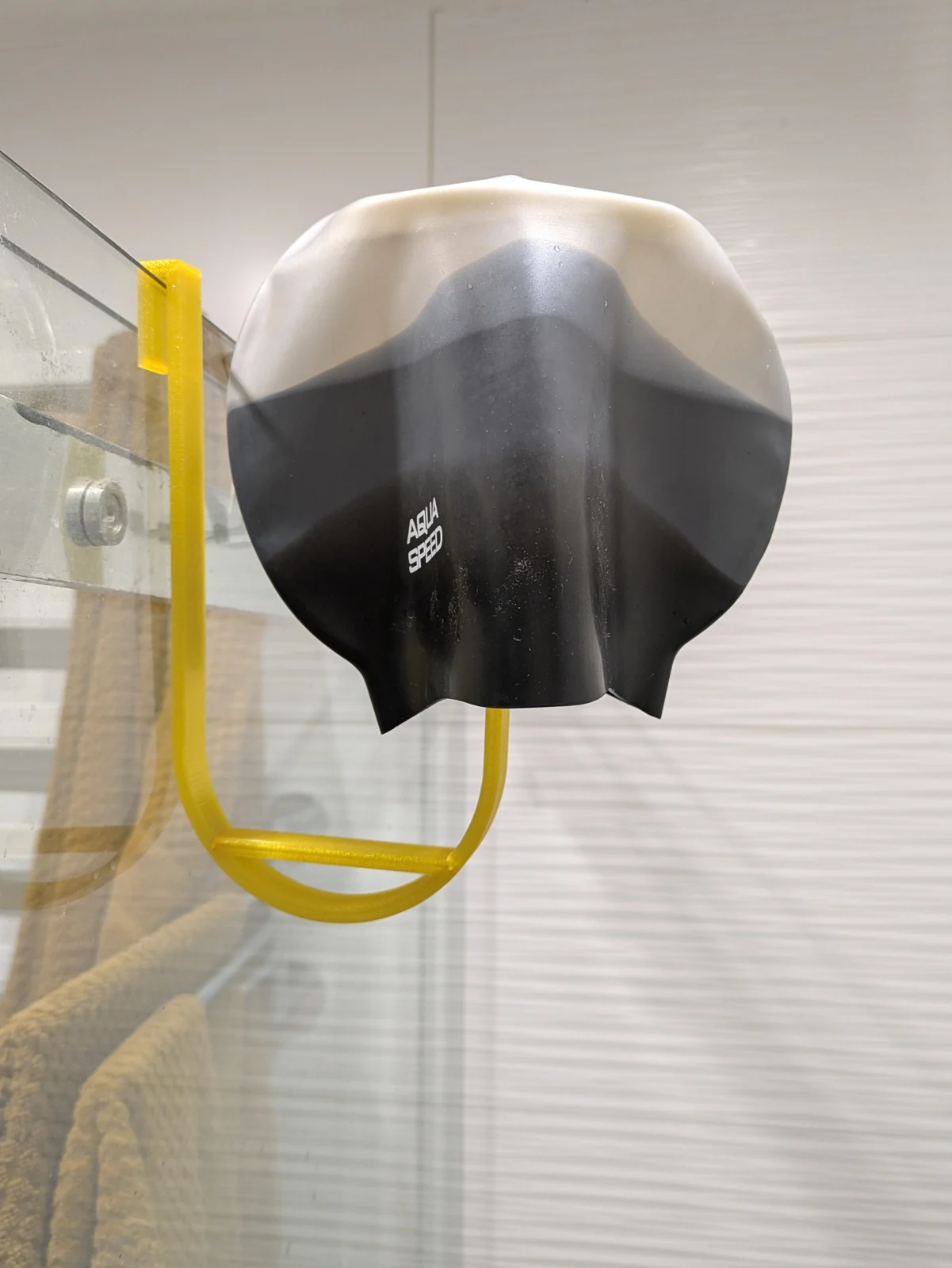 Swimming cap dryer hook