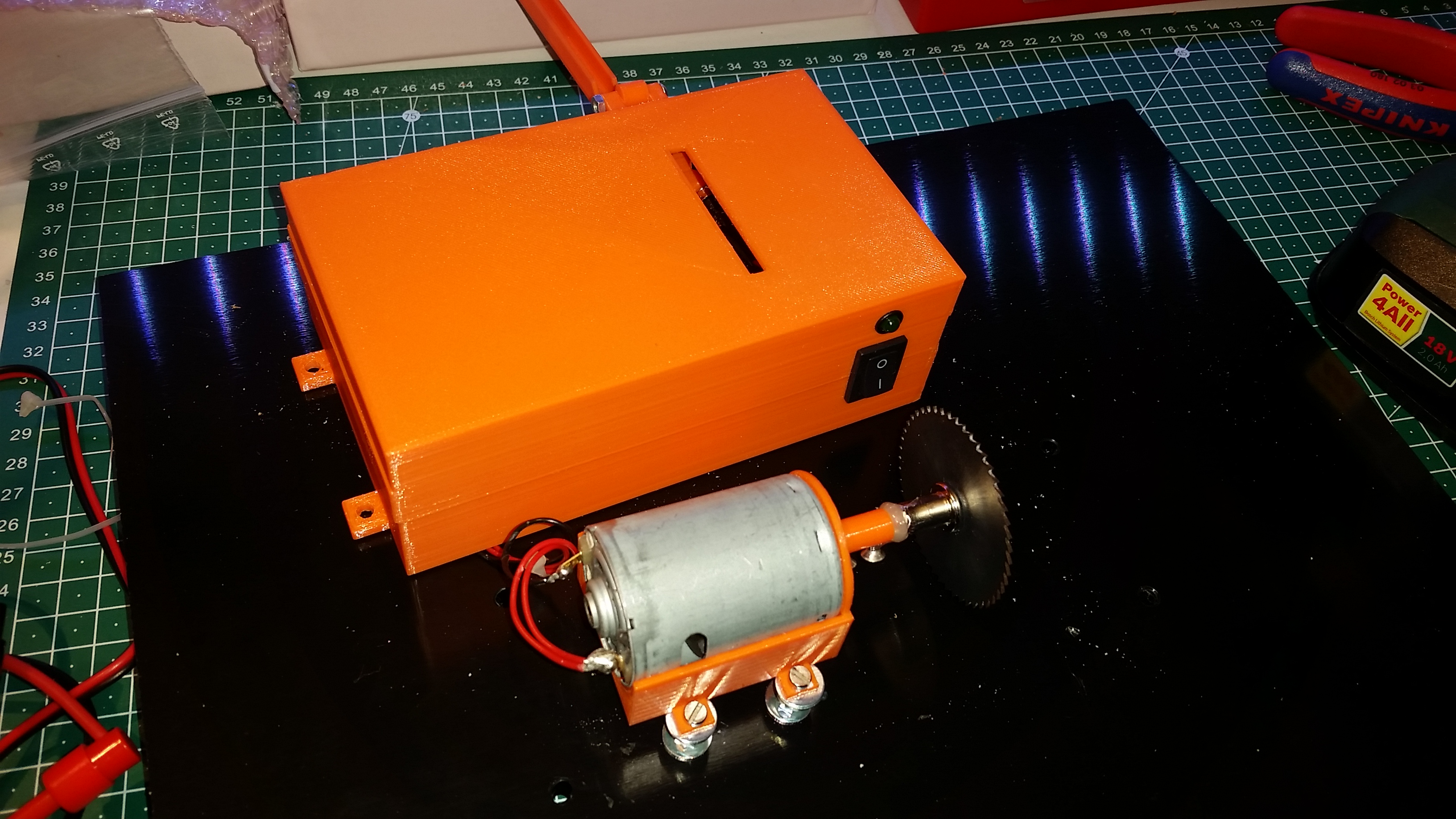 Mini Circular Saw
