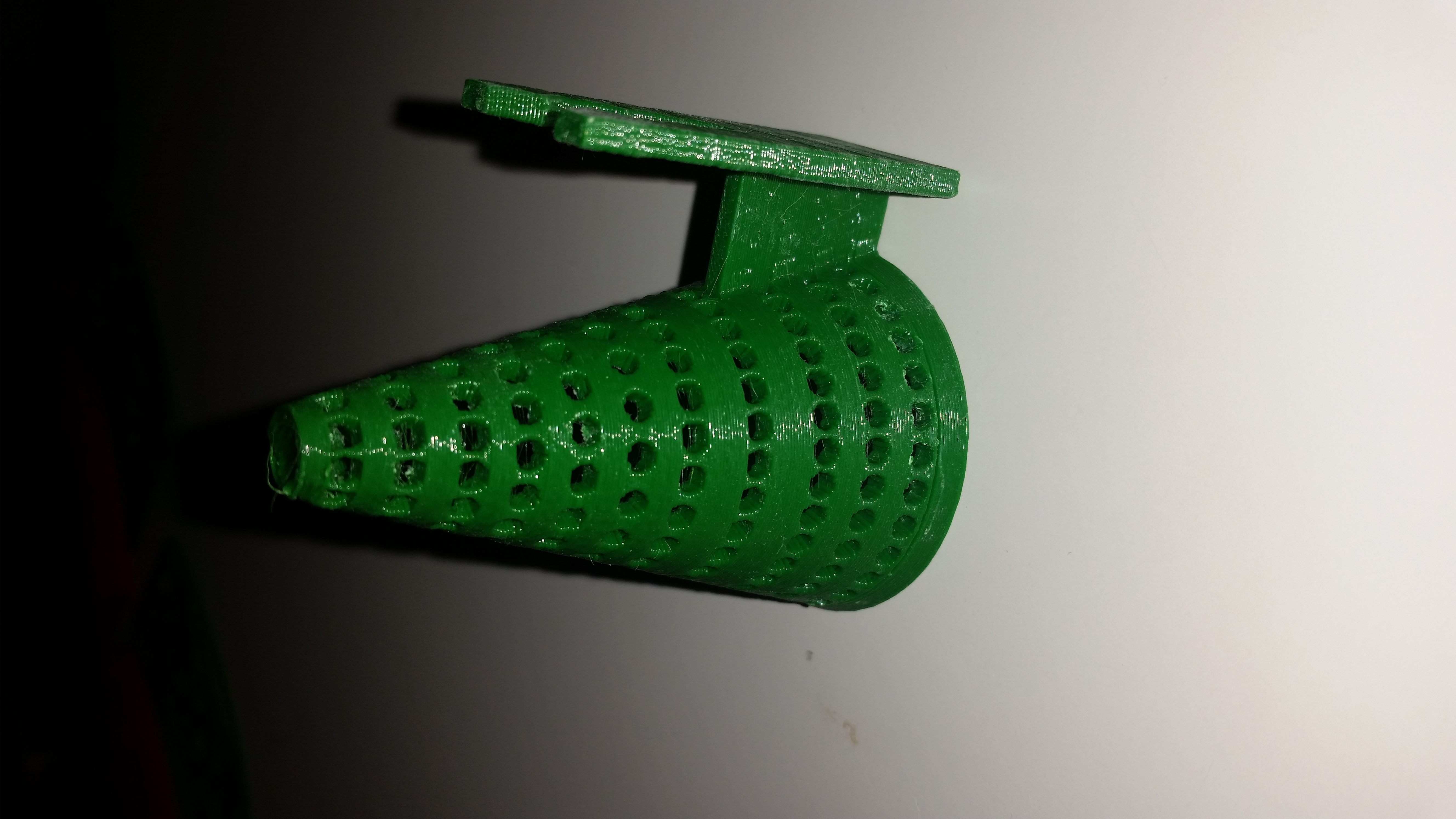 Fish Feeder Cone 61mm Z axis