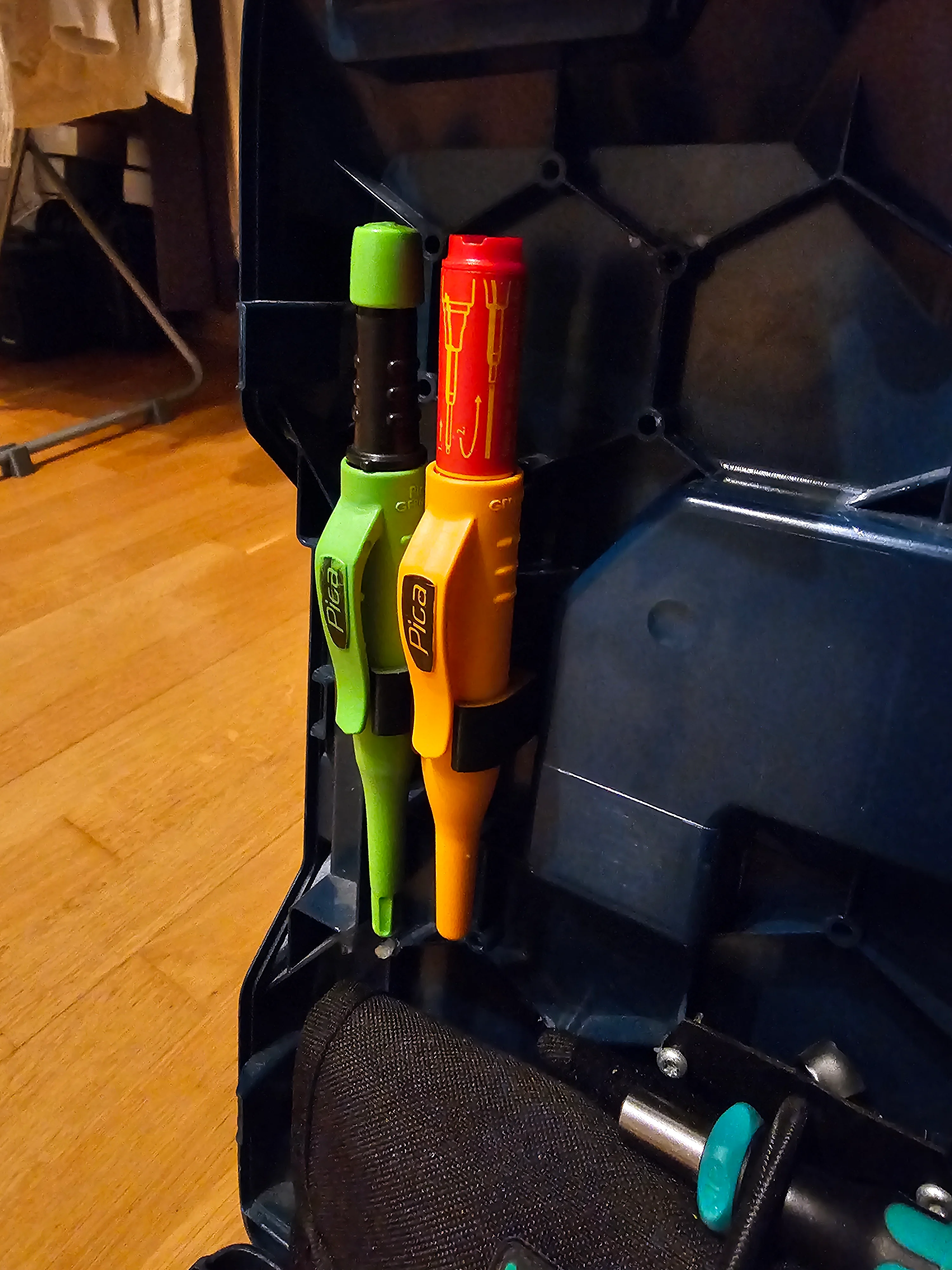L Boxx Pica Dry pen holder