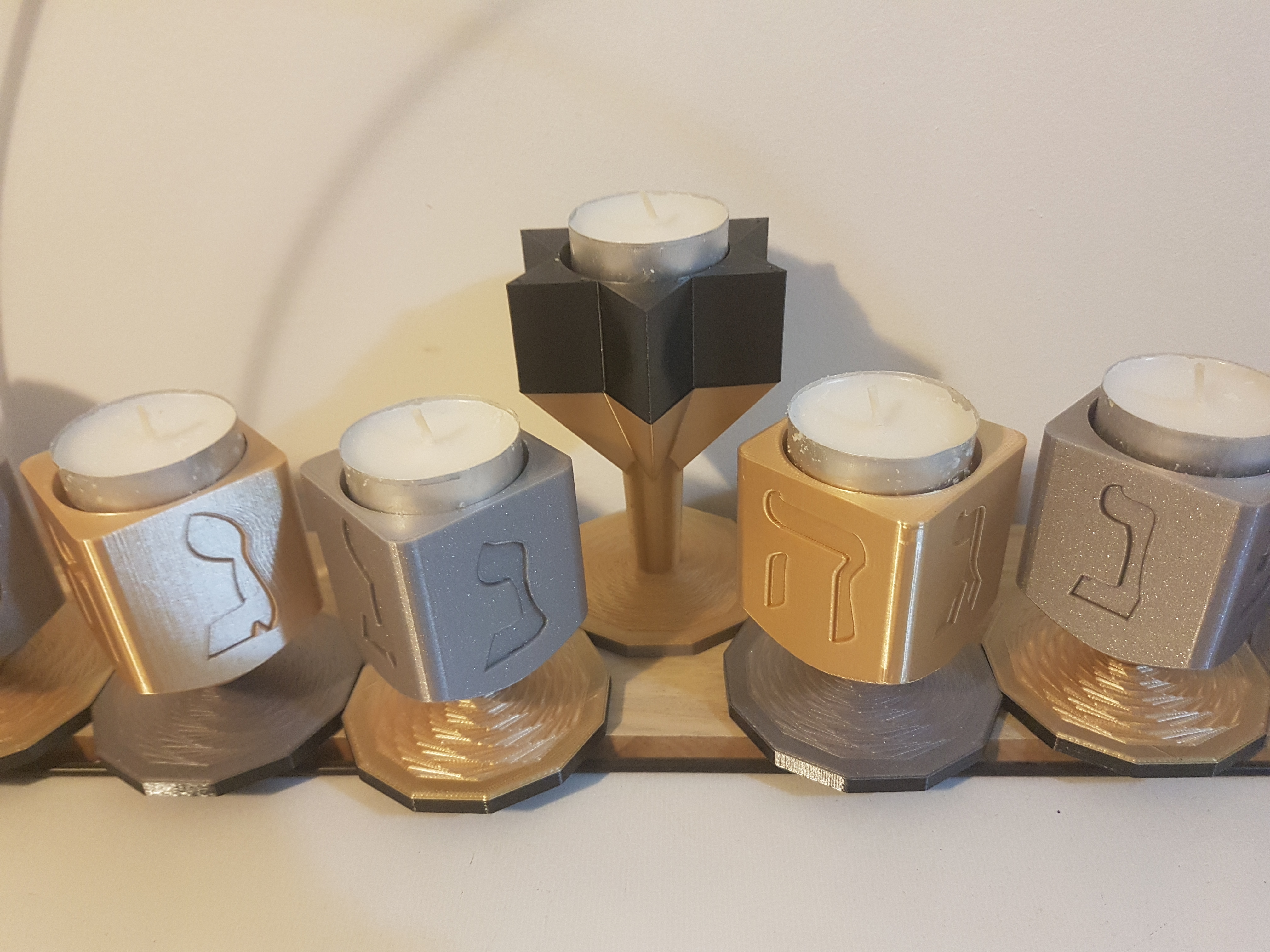 Dreidels Chanukah menorah