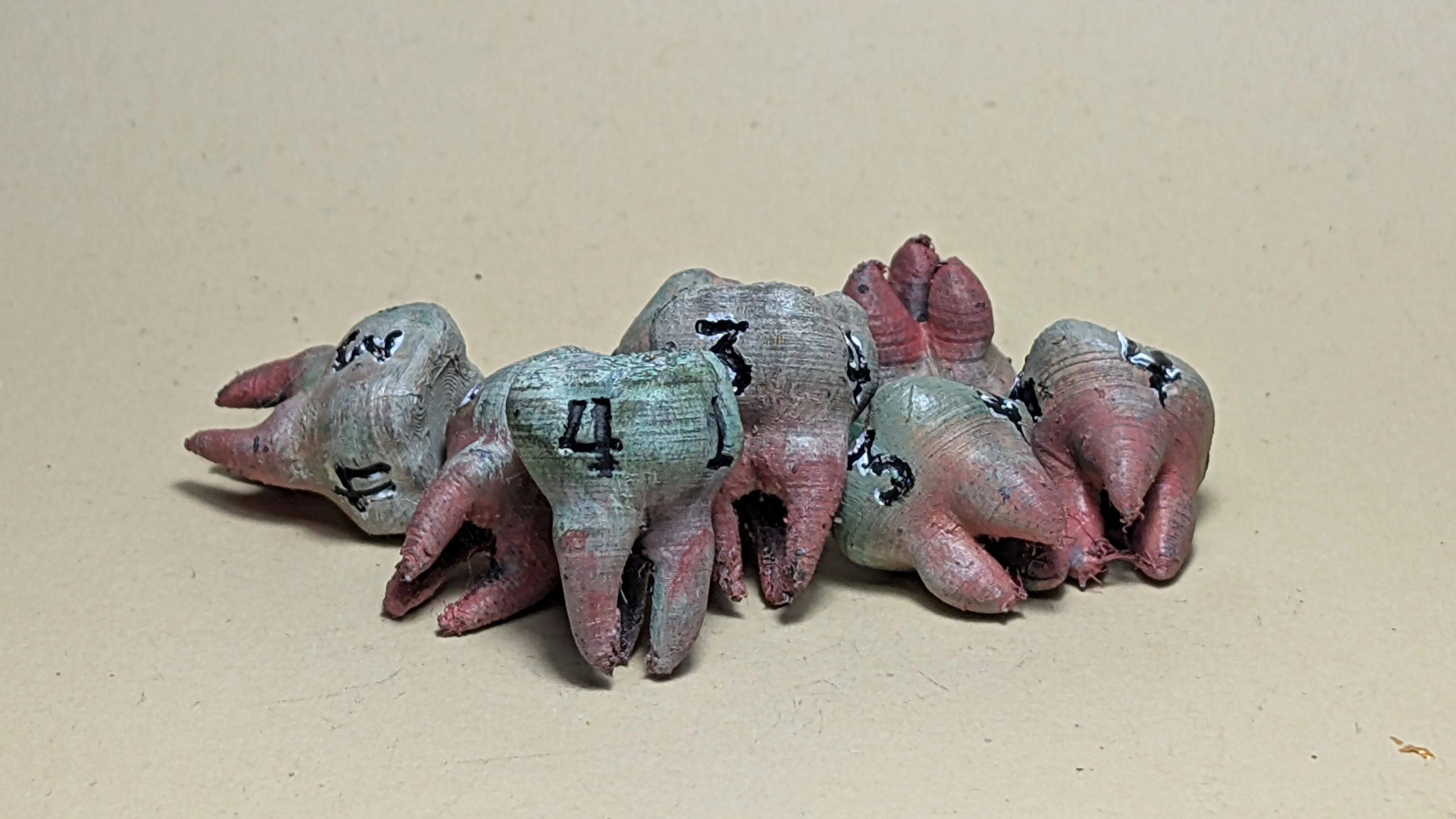 D4 Tooth Dice (DND / TTRPG)