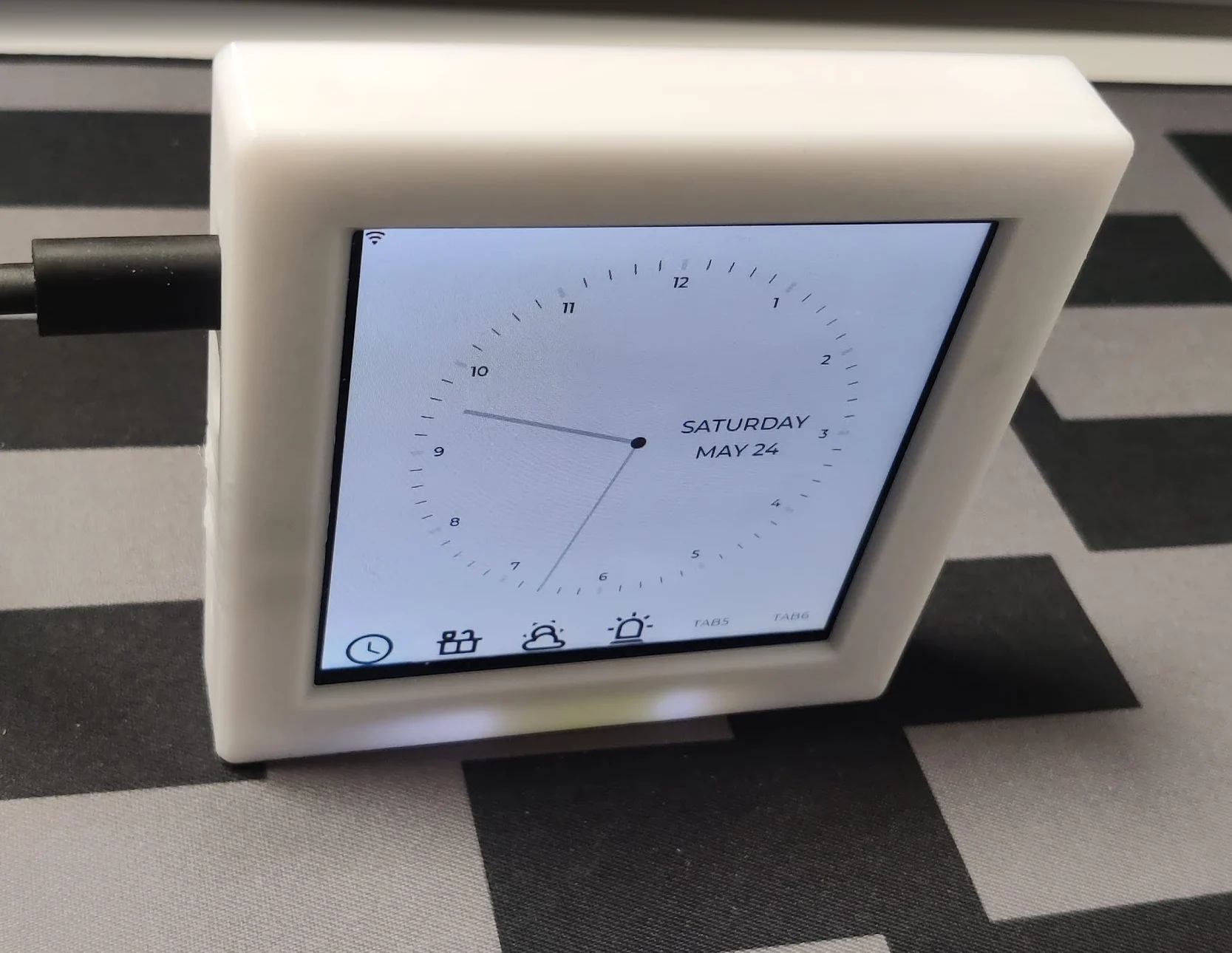 Wall case for 4 inch 480*480 VIEWE ESP32-S3 Smart Display LVGL module