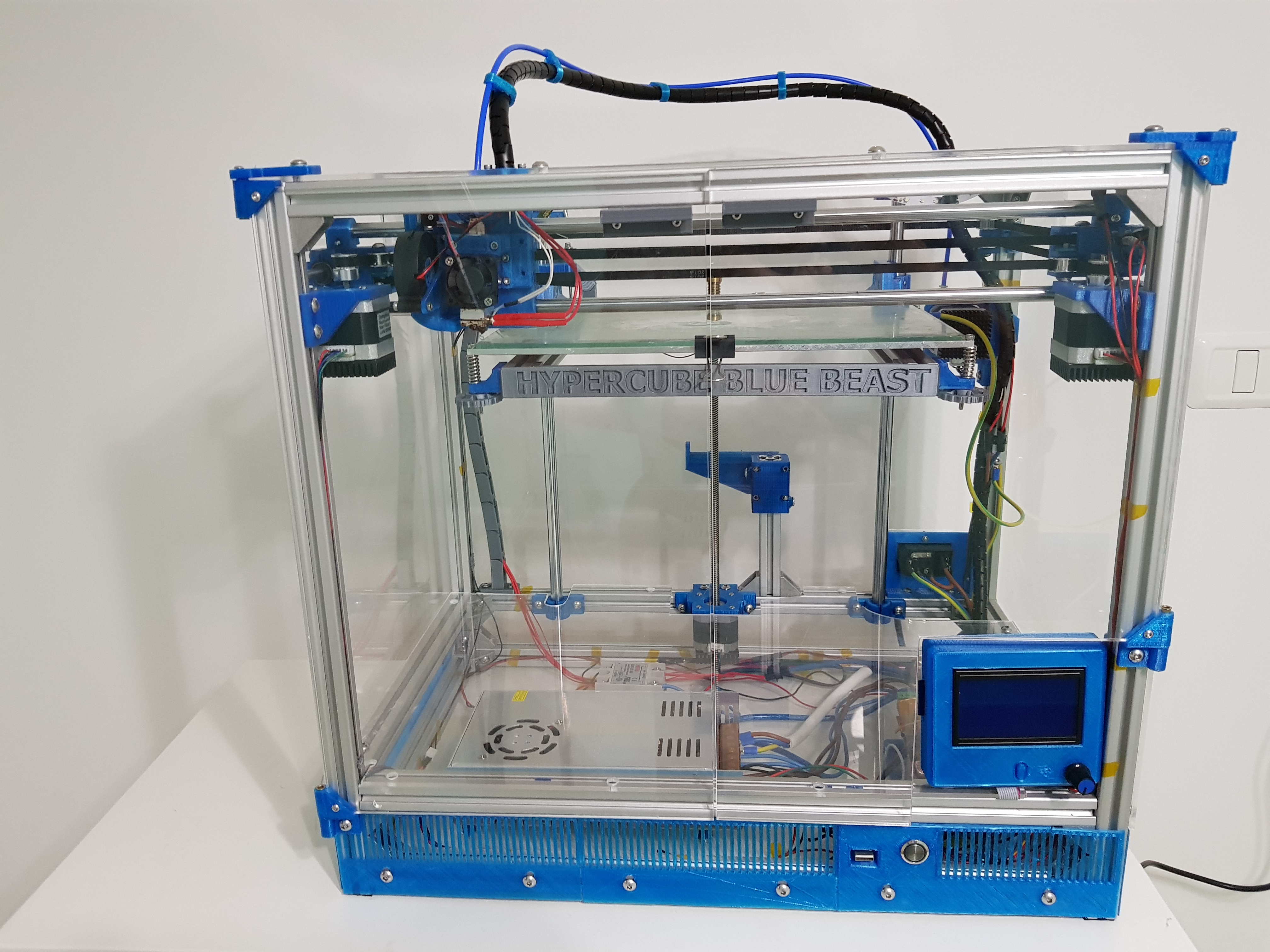 HyperCube BlueBeast