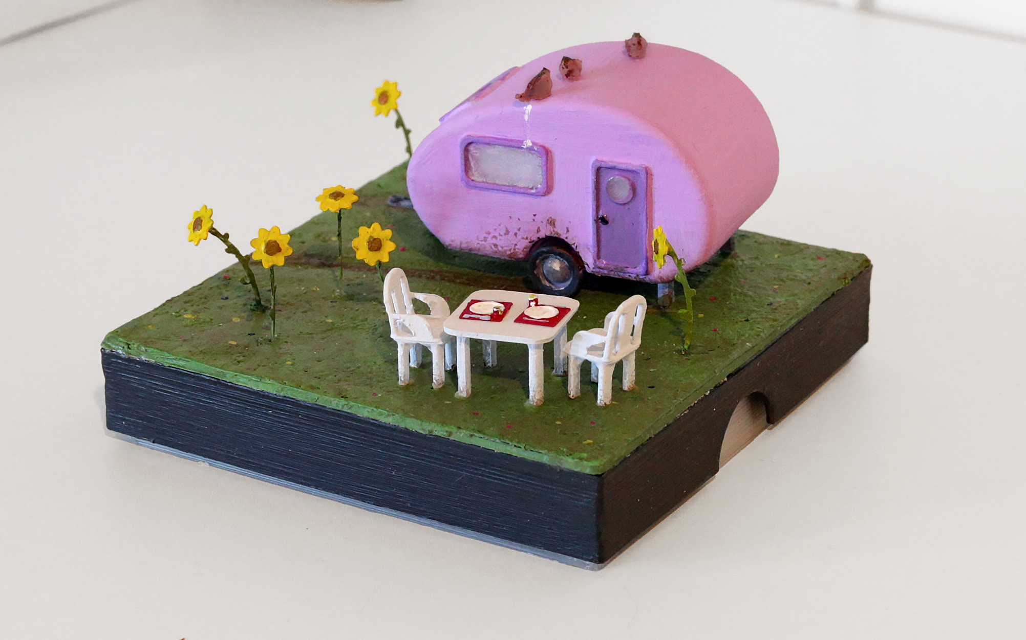 Caravan gift box