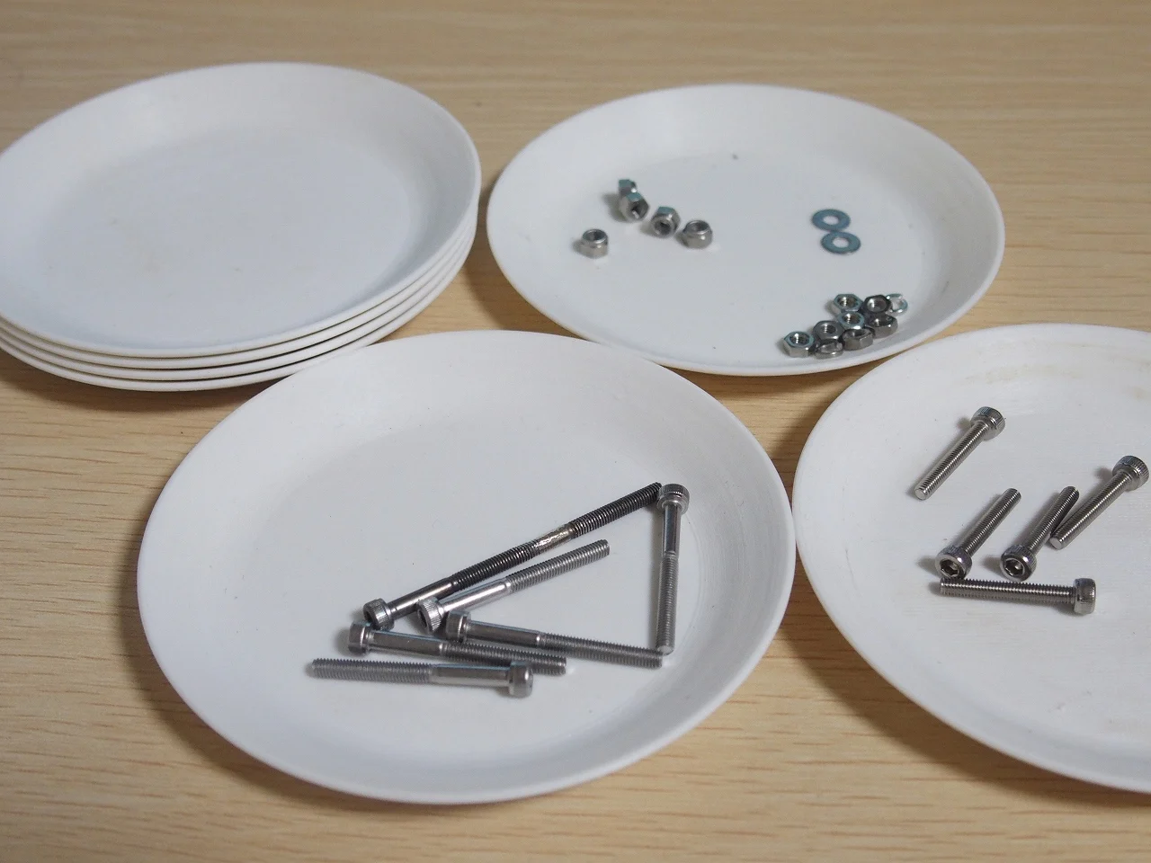 Stackable Parts Dish