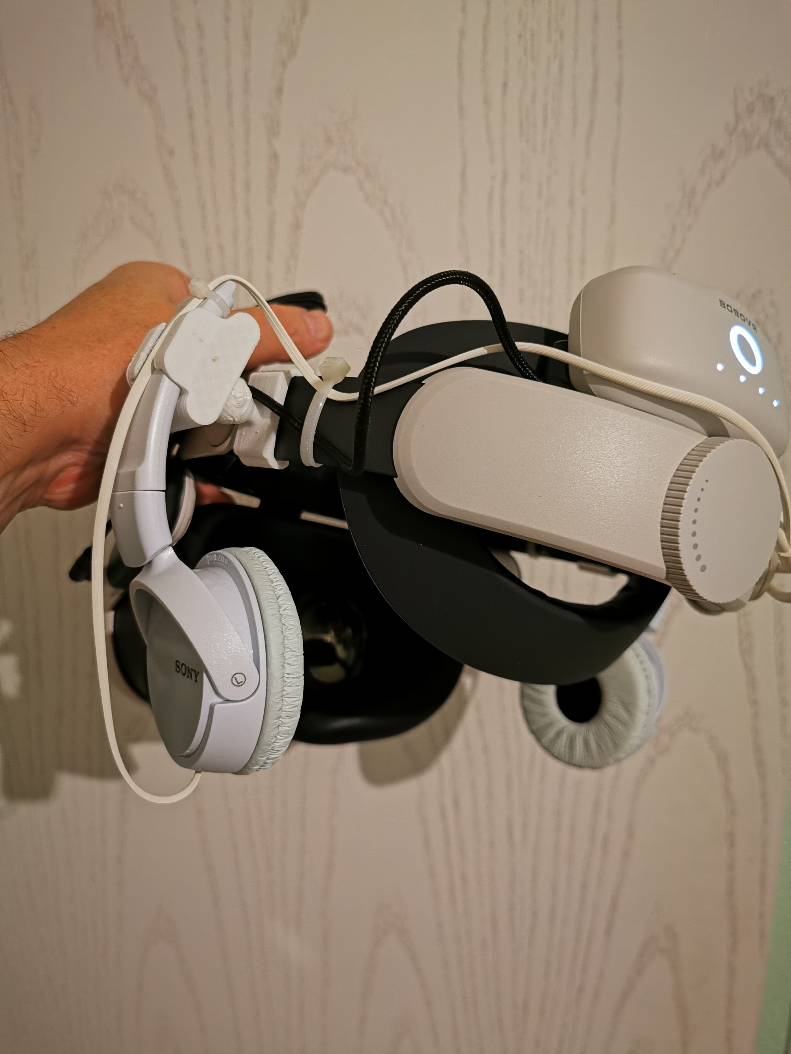 Headphone Mount Quest3 BoboVR M3