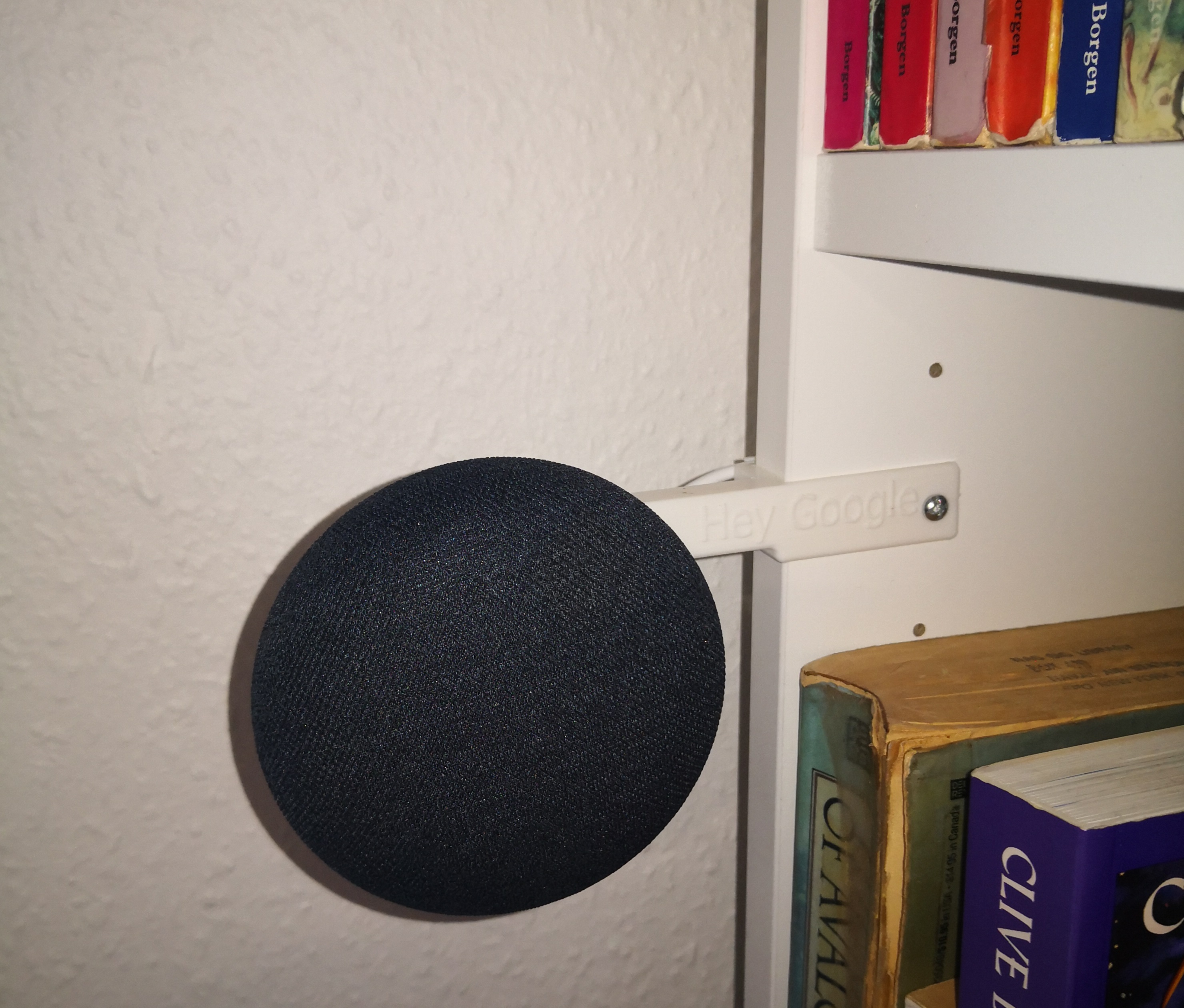 Google Home Mini 2 Ikea Billy mount