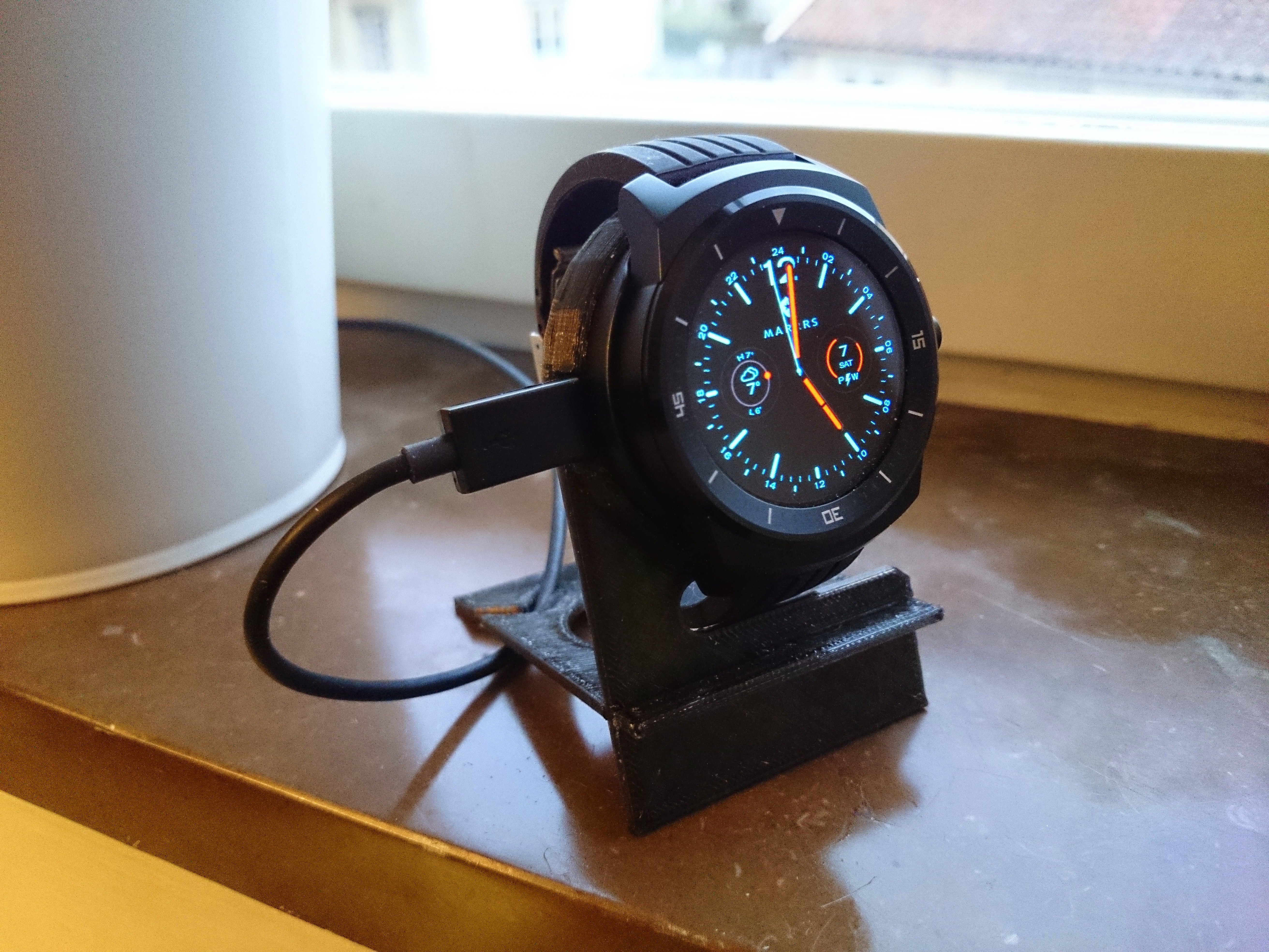 LG G watch R / Urbane charging device holder - Simple, quick print