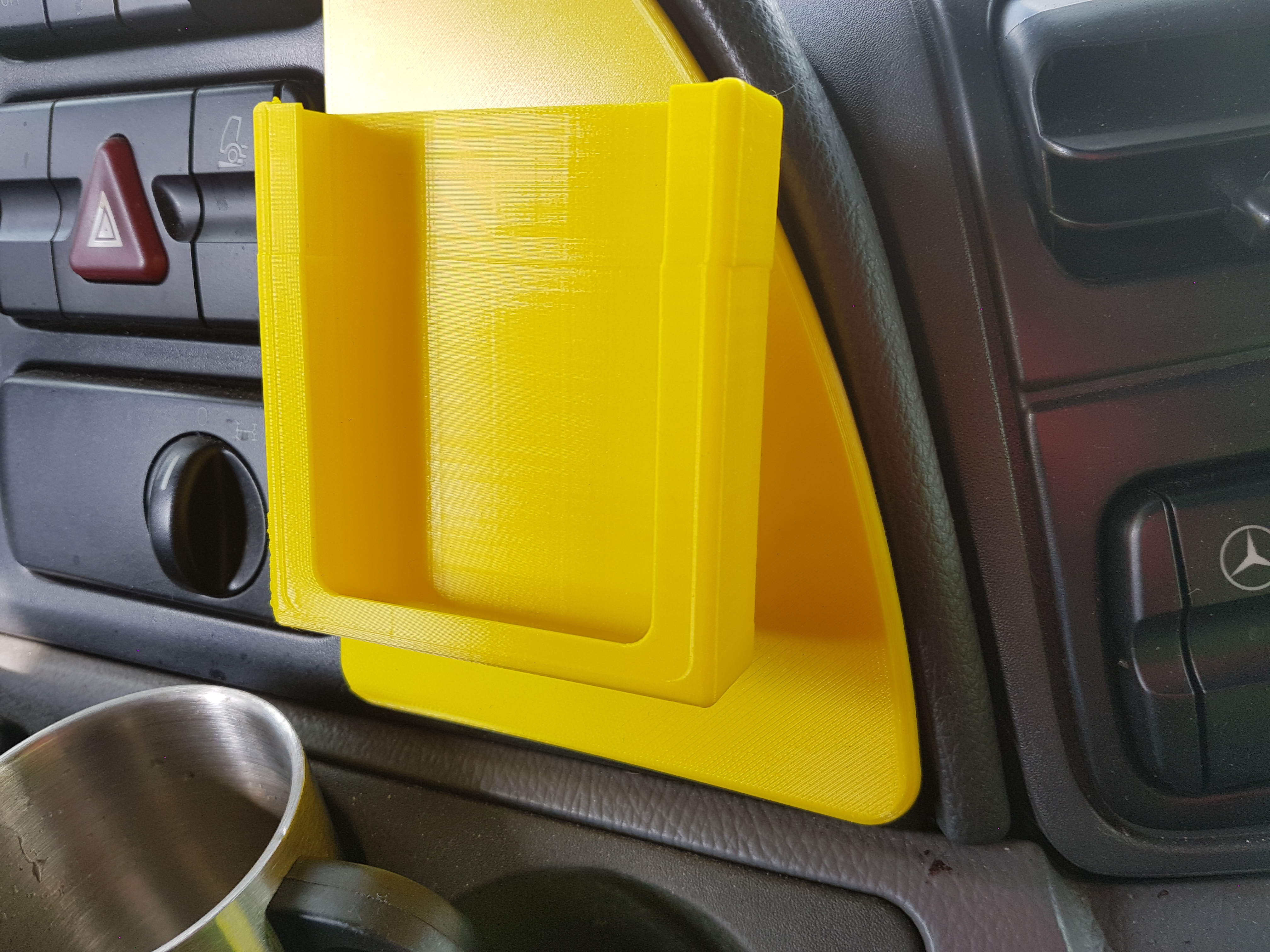 Actros MP3 Galaxy S7 Holder