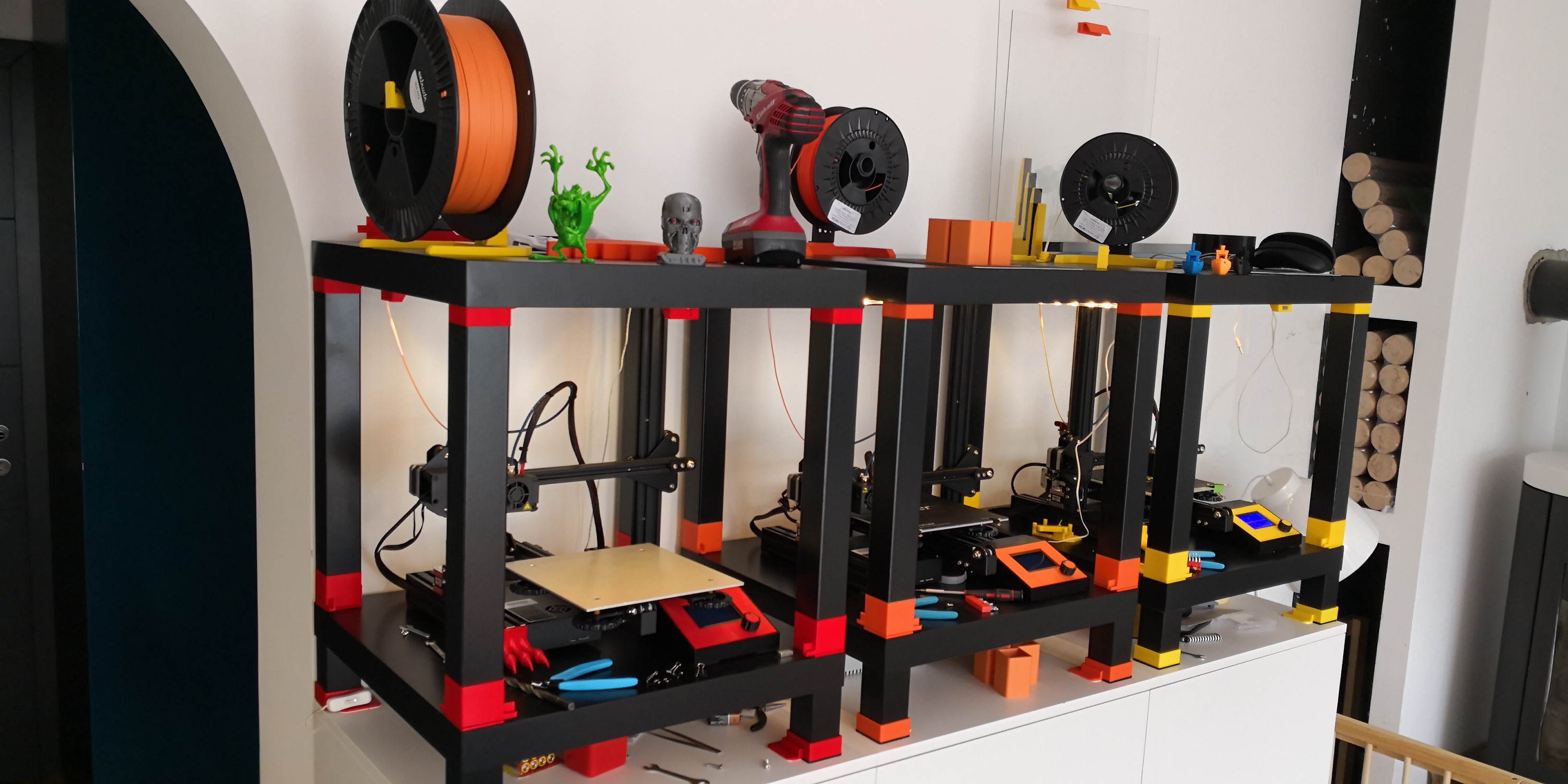 Creality3D Ender 3 IKEA LACK enclosure with IKEA LEDBERG LED lights