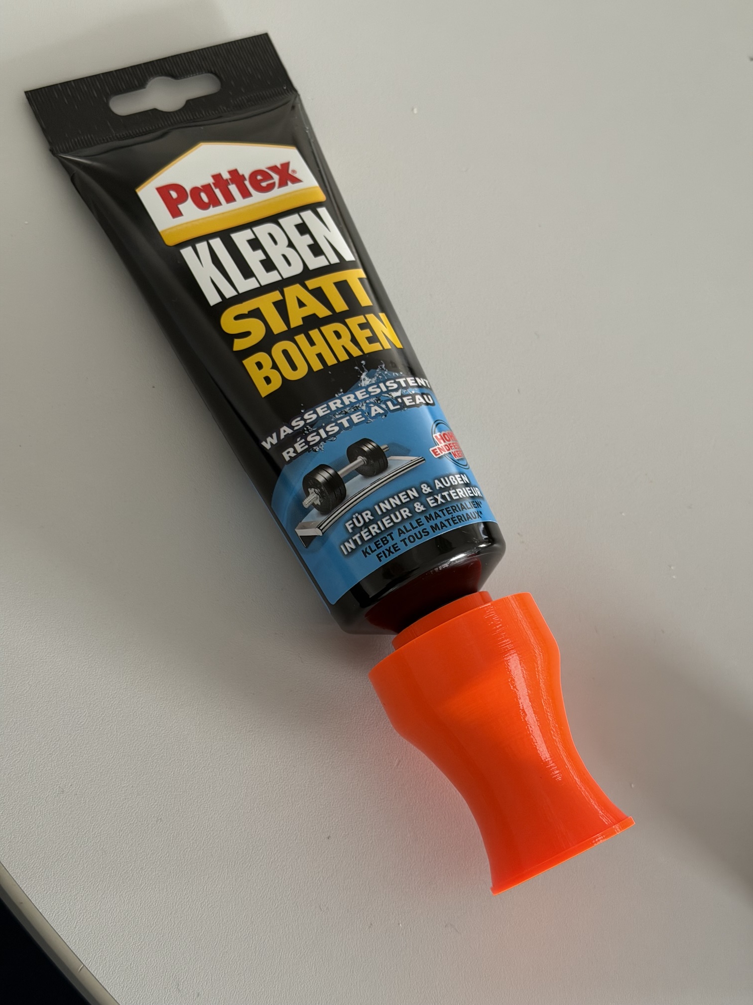 Pattex "Kleben statt Bohren" Glue Tube Nozzle / Applicator