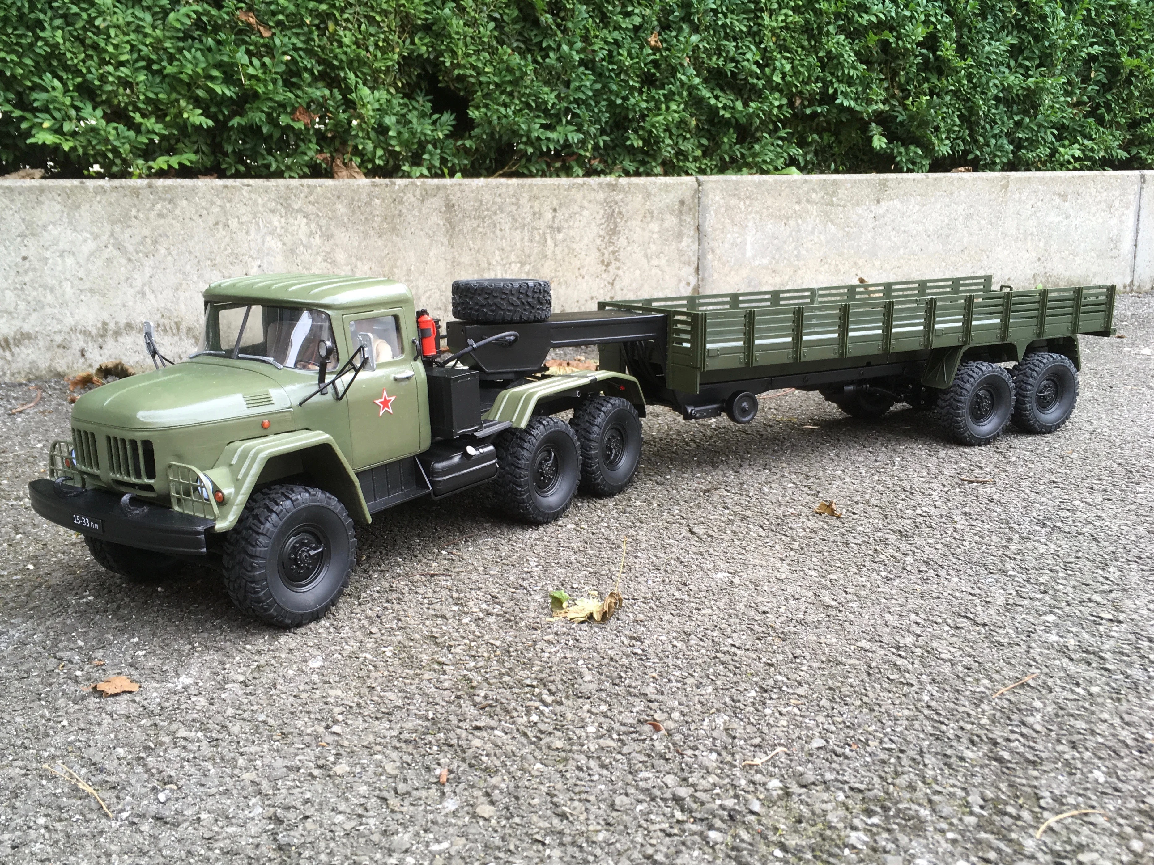 WPL ZIL-137 V8 10x10 semi truck, based on semeivan's ZIL-131 cabin